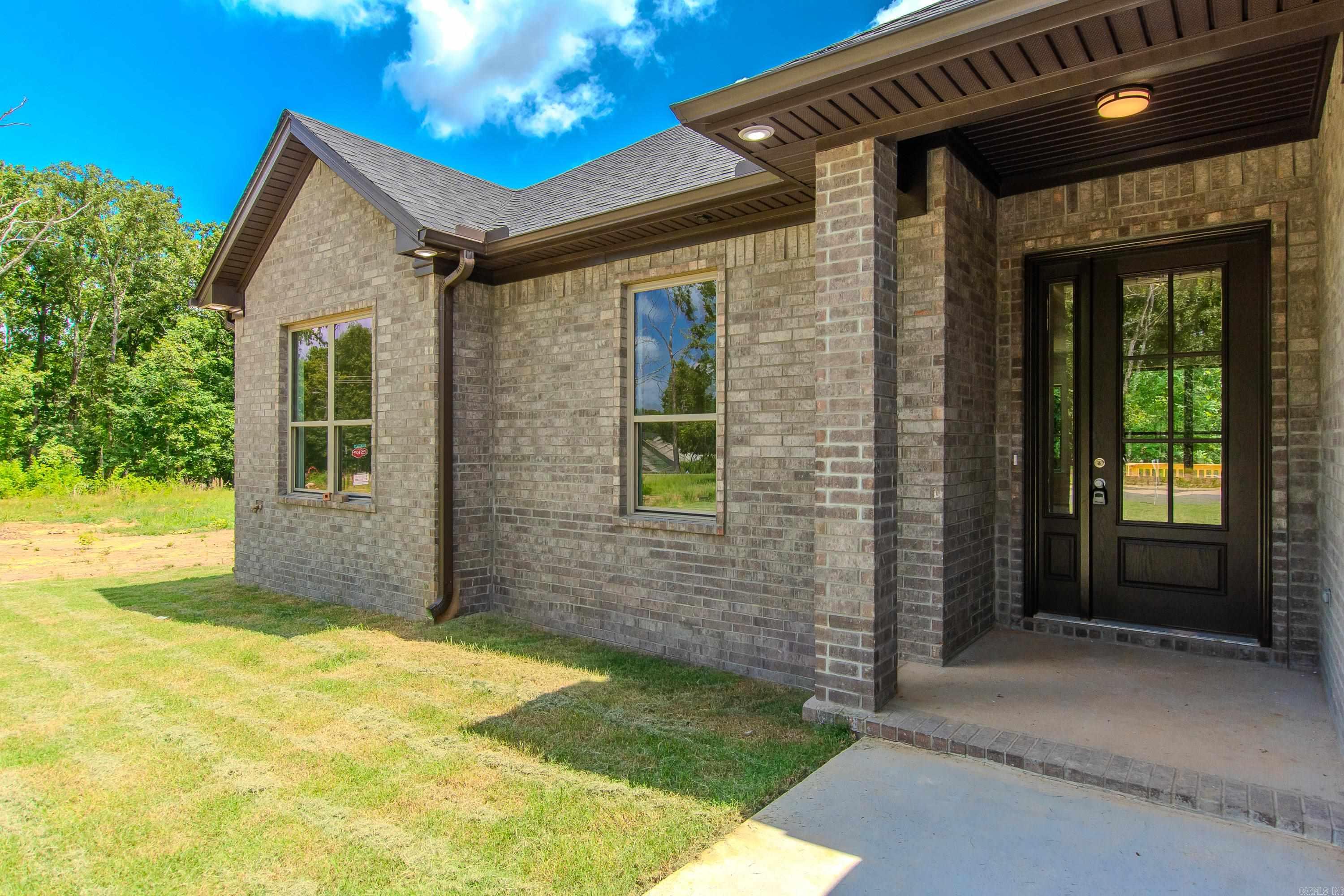 809 Conrad Cove