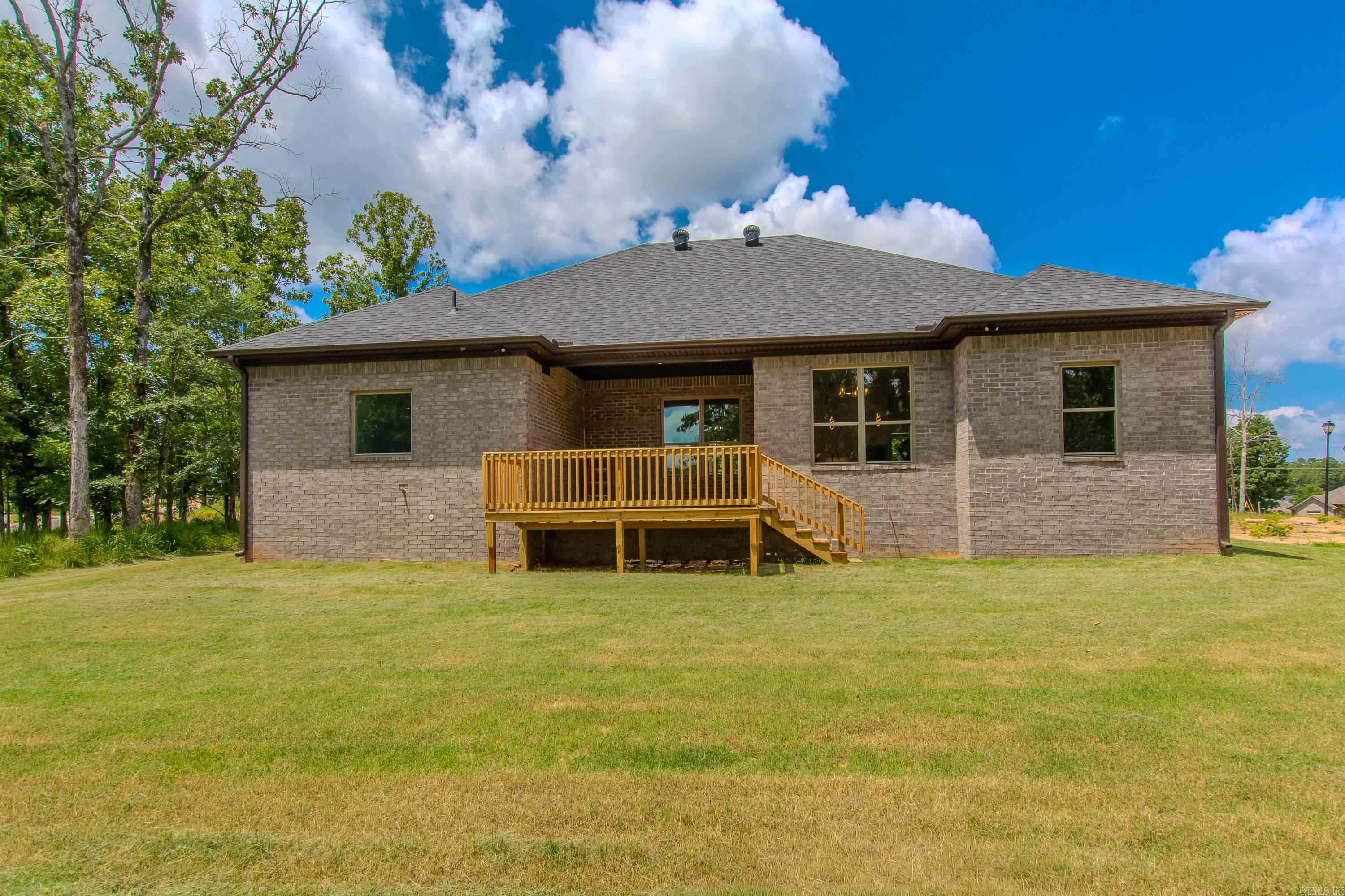 809 Conrad Cove