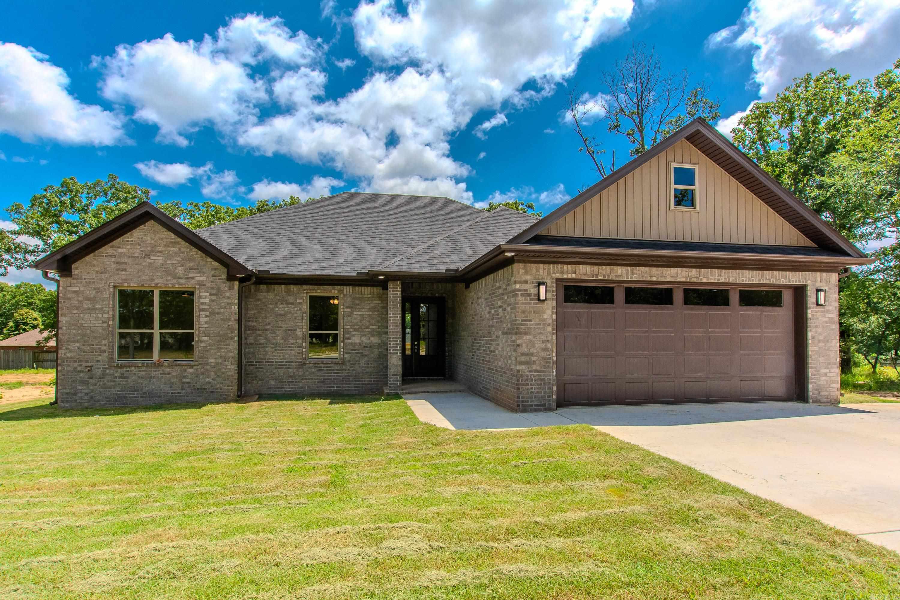 809 Conrad Cove