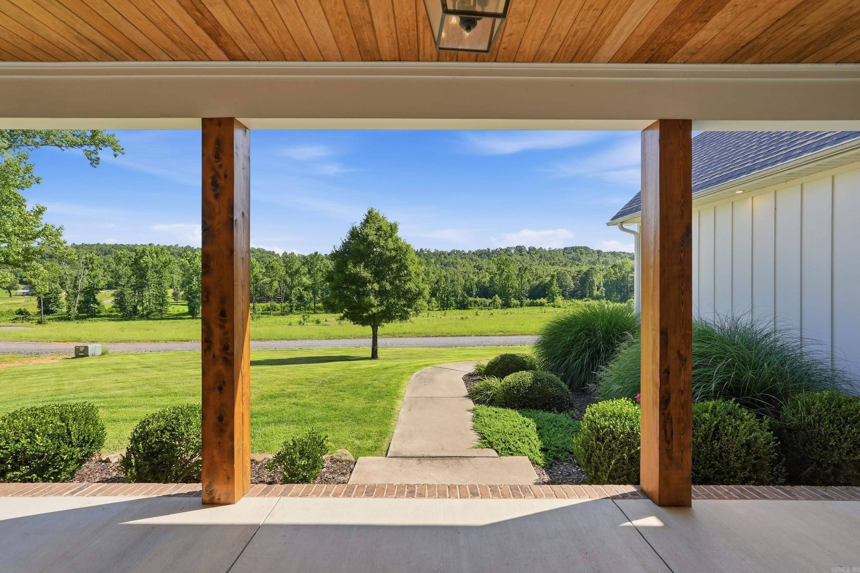 49 Goshen Valley Dr