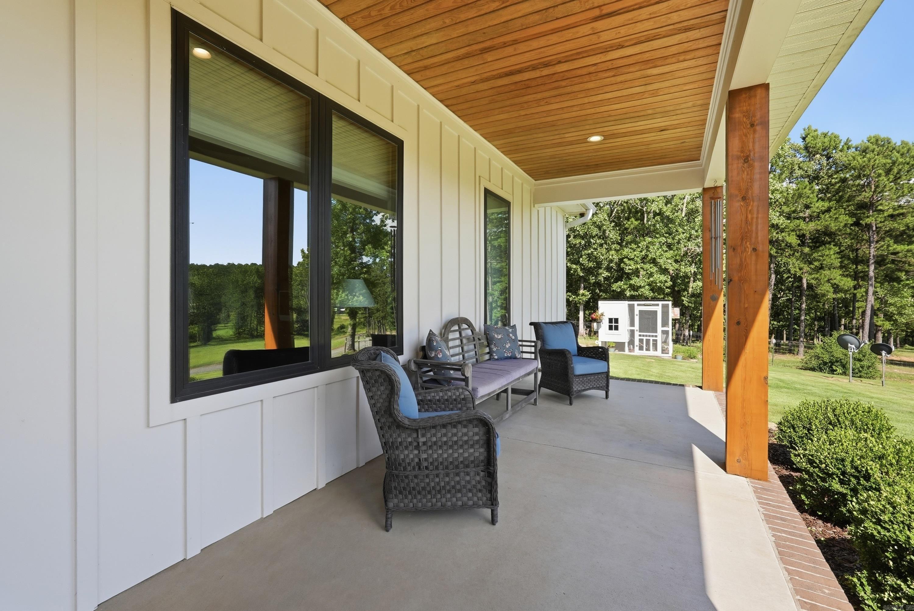 49 Goshen Valley Dr