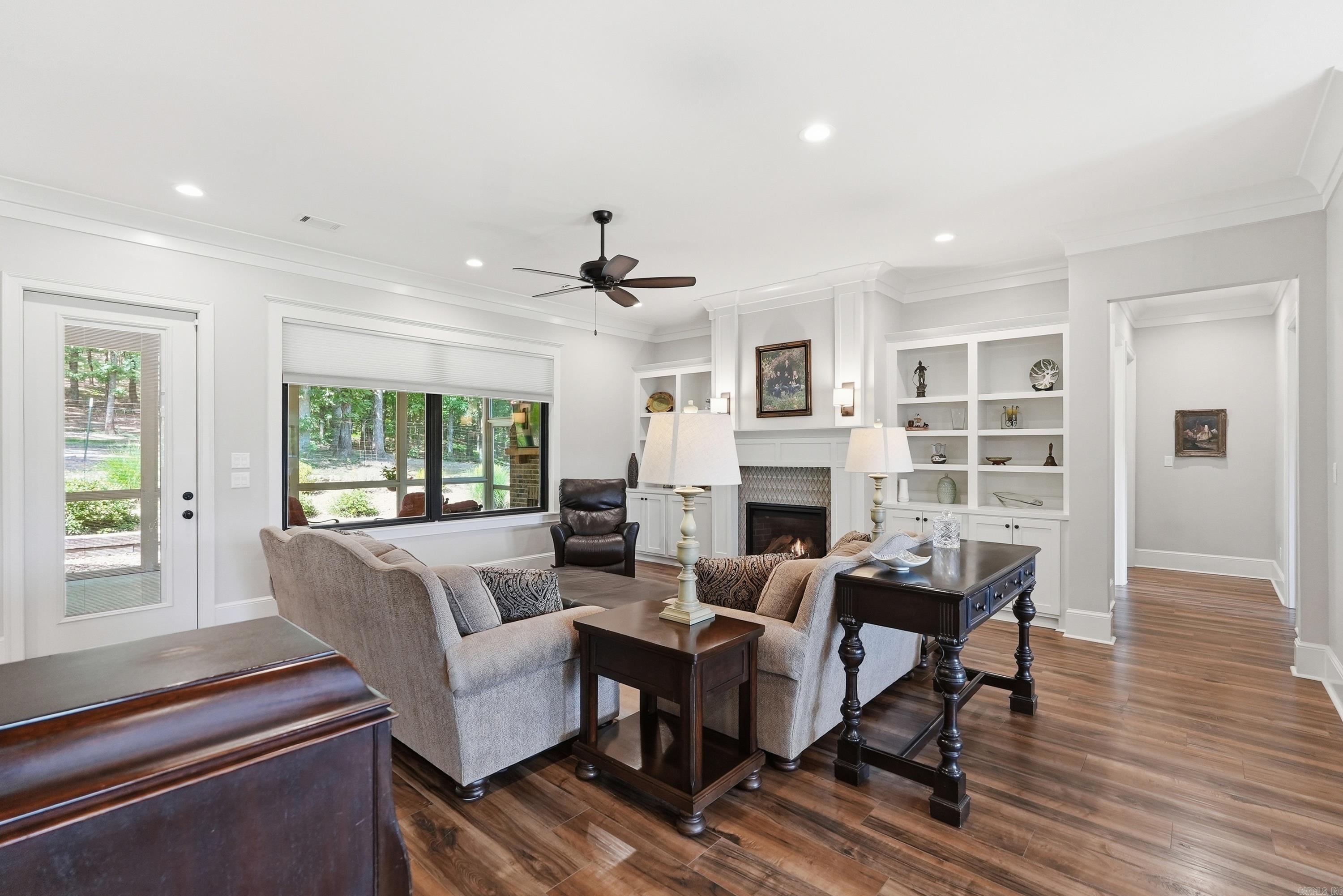 49 Goshen Valley Dr