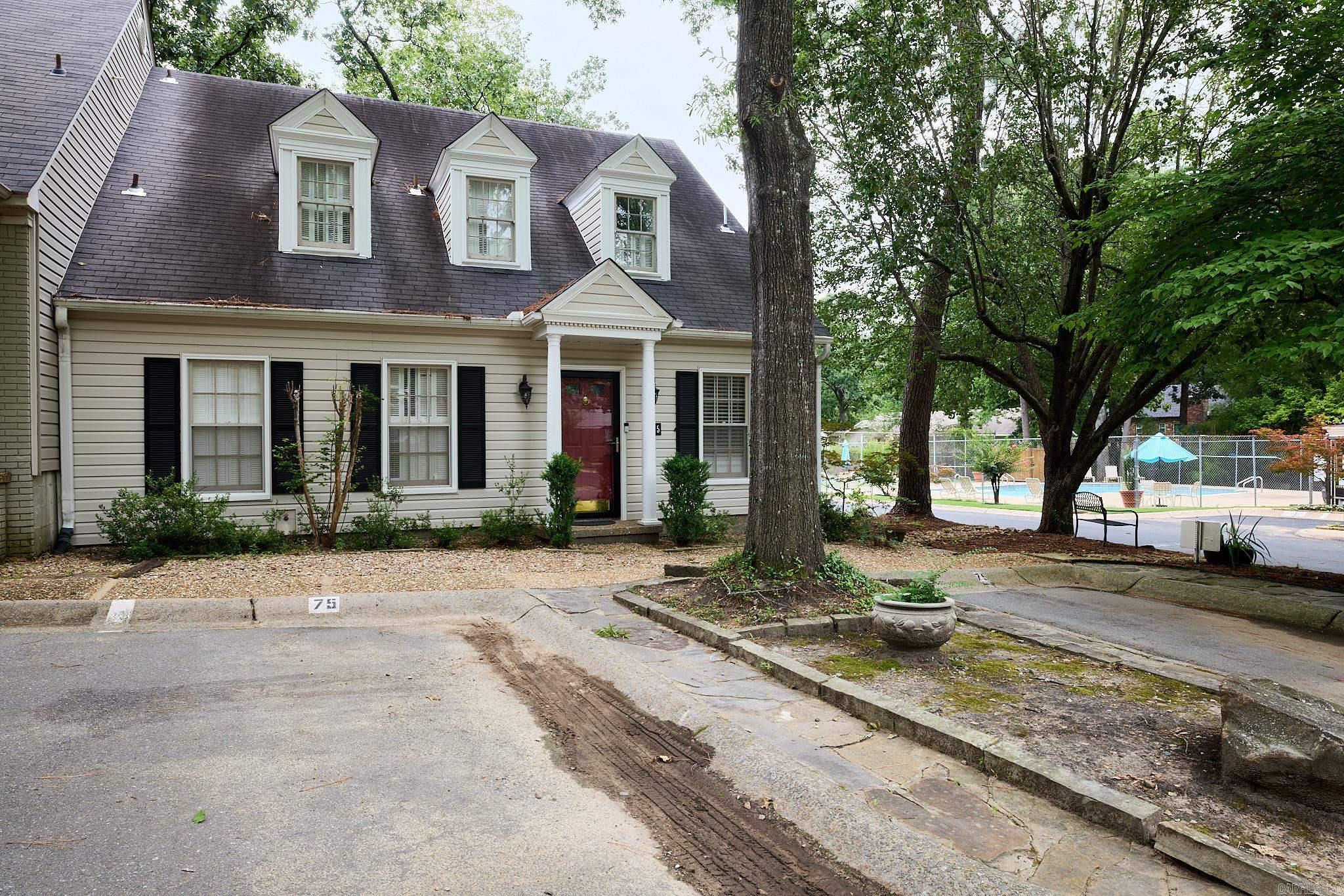 75 Kingsbridge Way