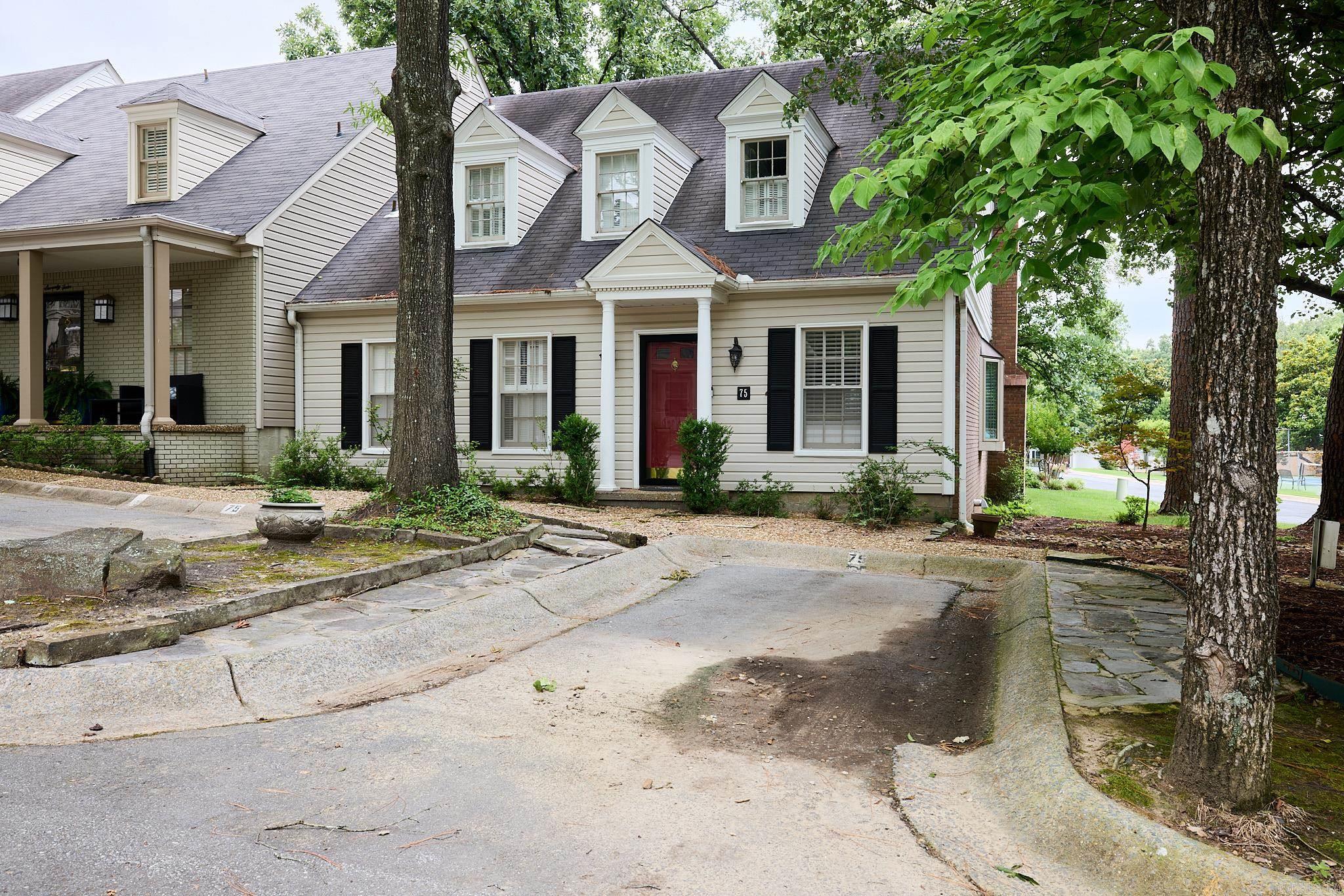 75 Kingsbridge Way