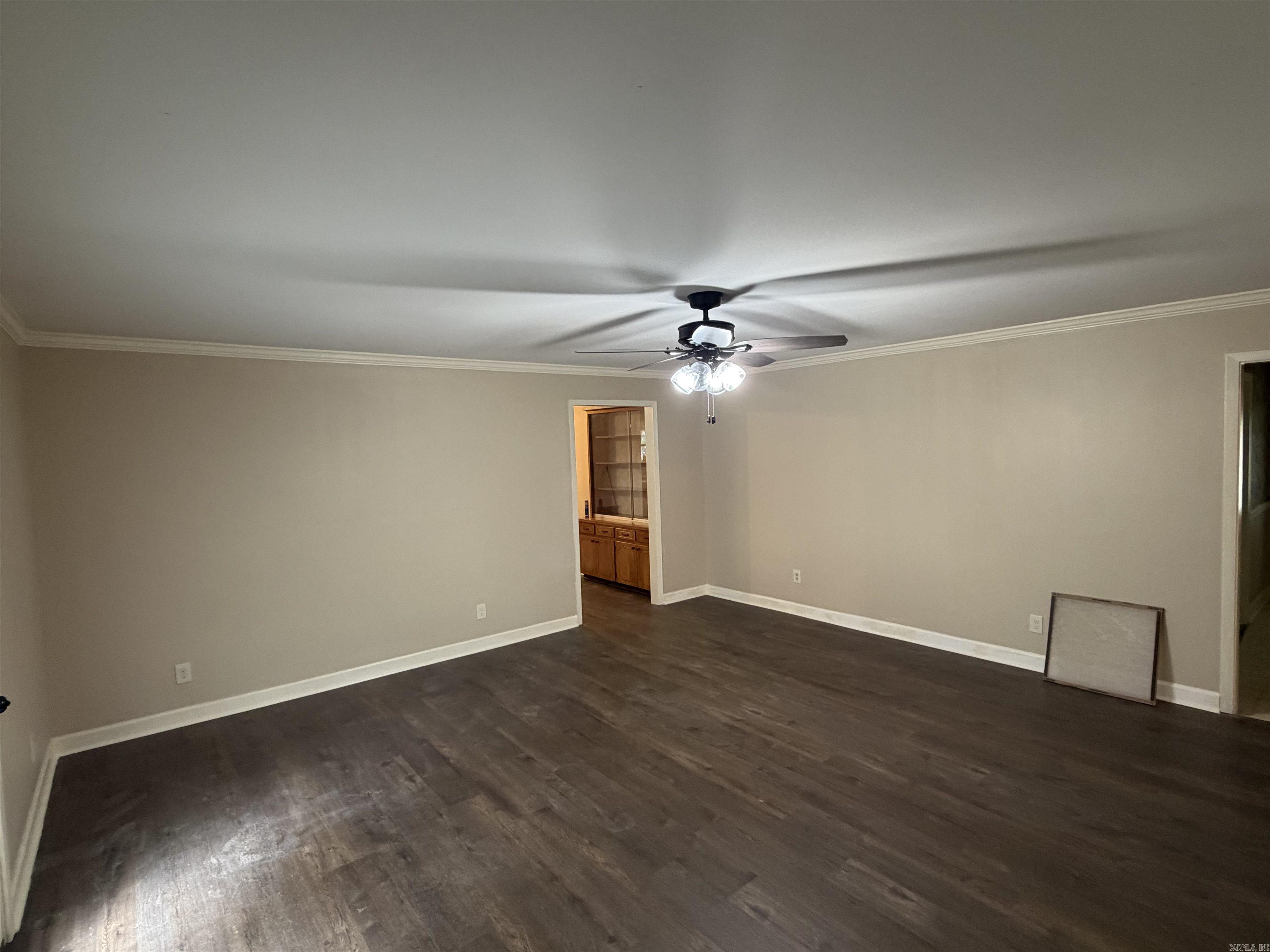 522 Robinette Street