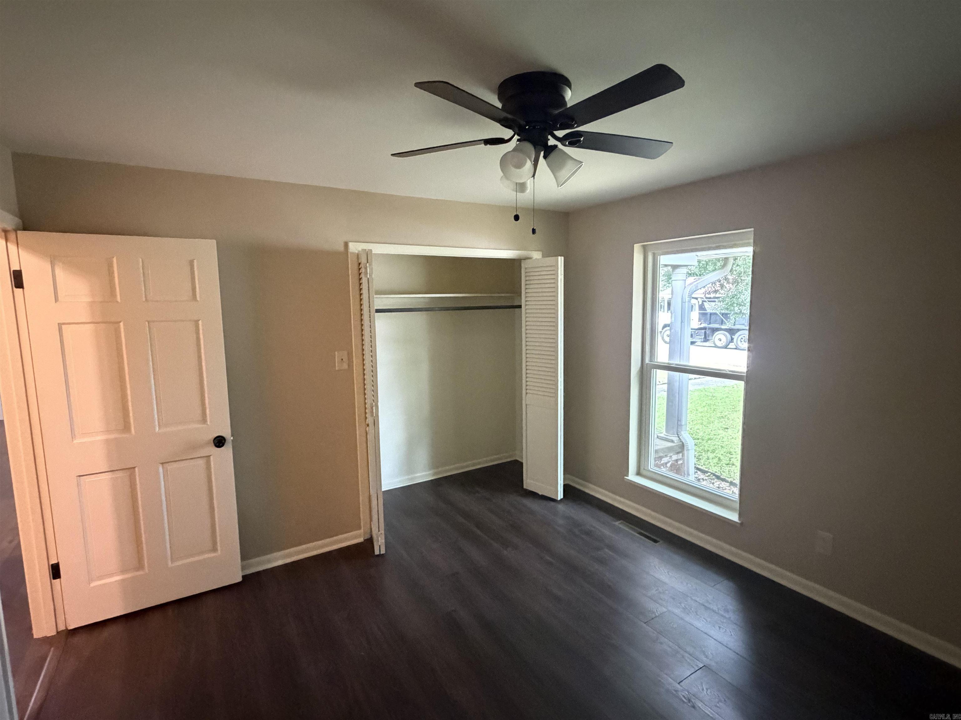 522 Robinette Street