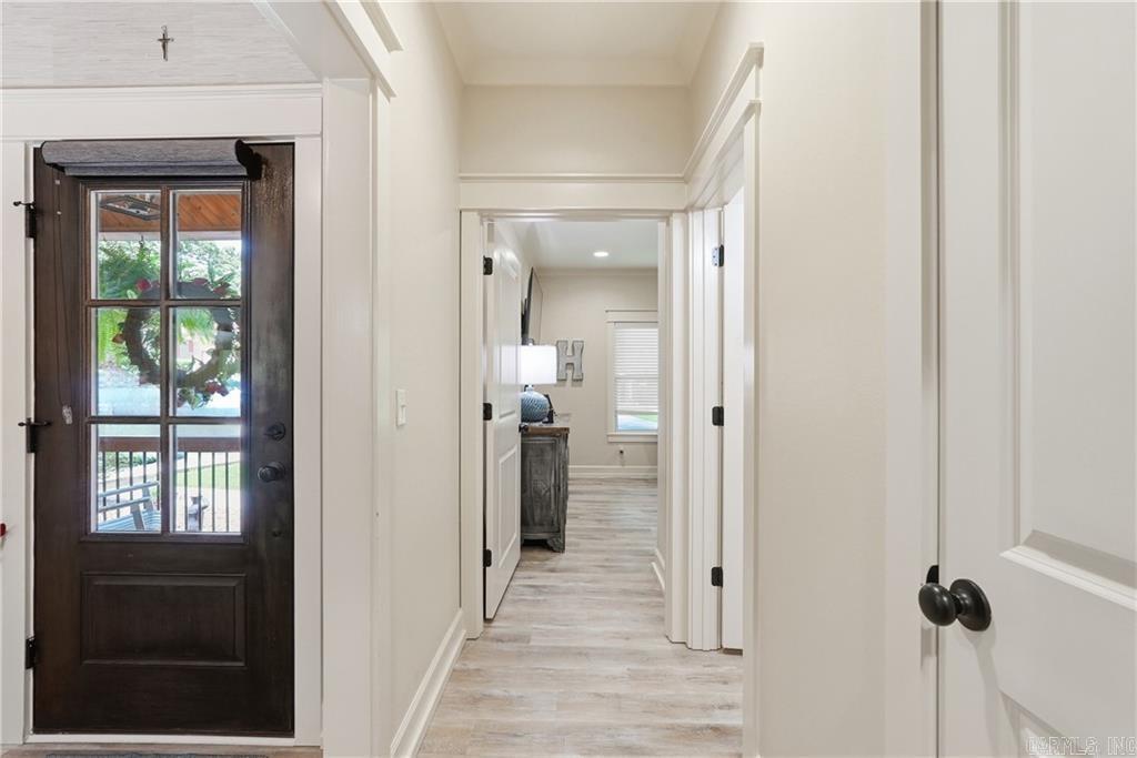 2503 Bradley Lane