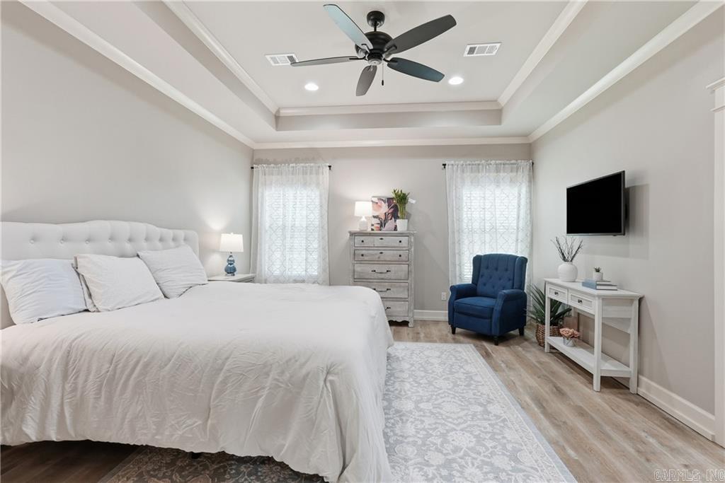 2503 Bradley Lane