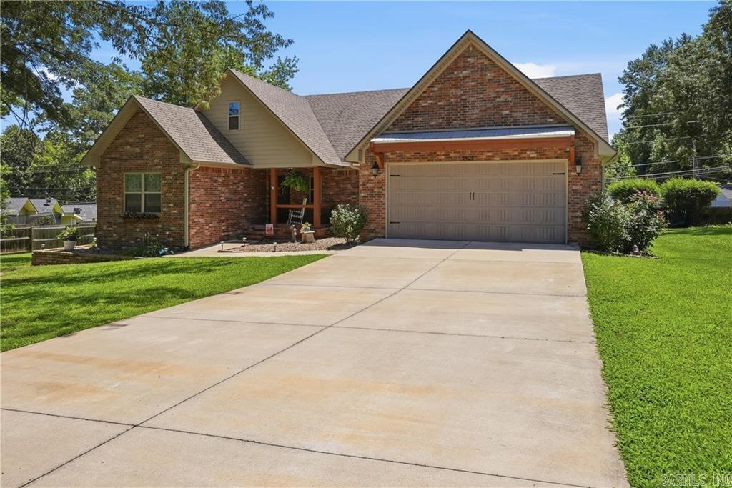 2503 Bradley Lane