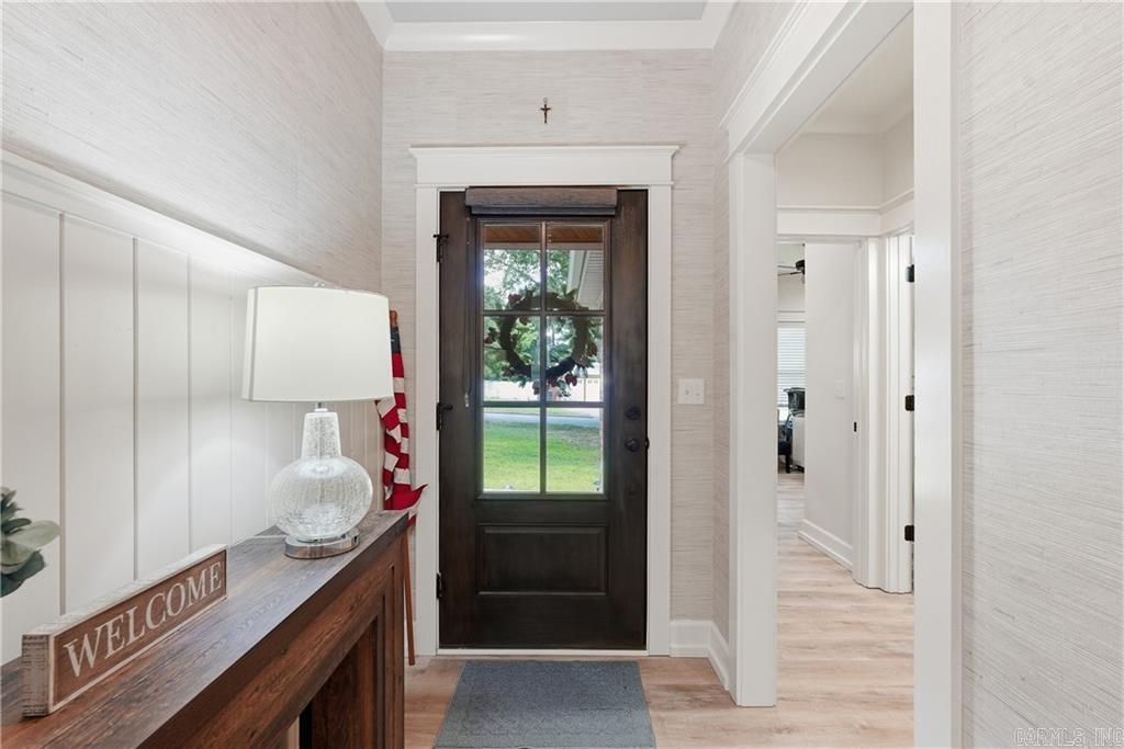 2503 Bradley Lane