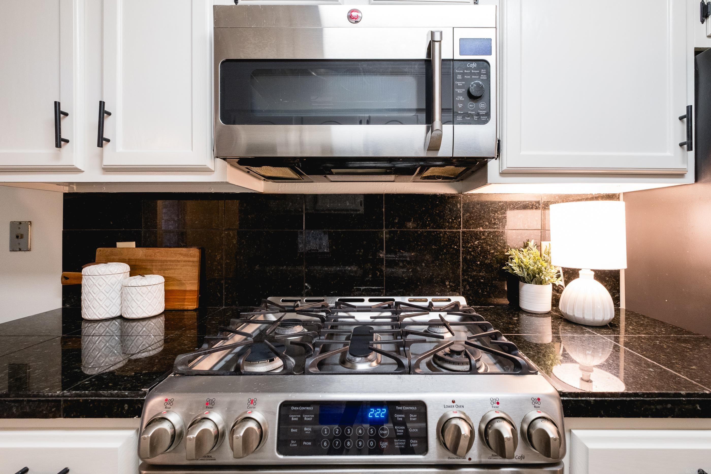 2200 Andover Court Unit: 1202
