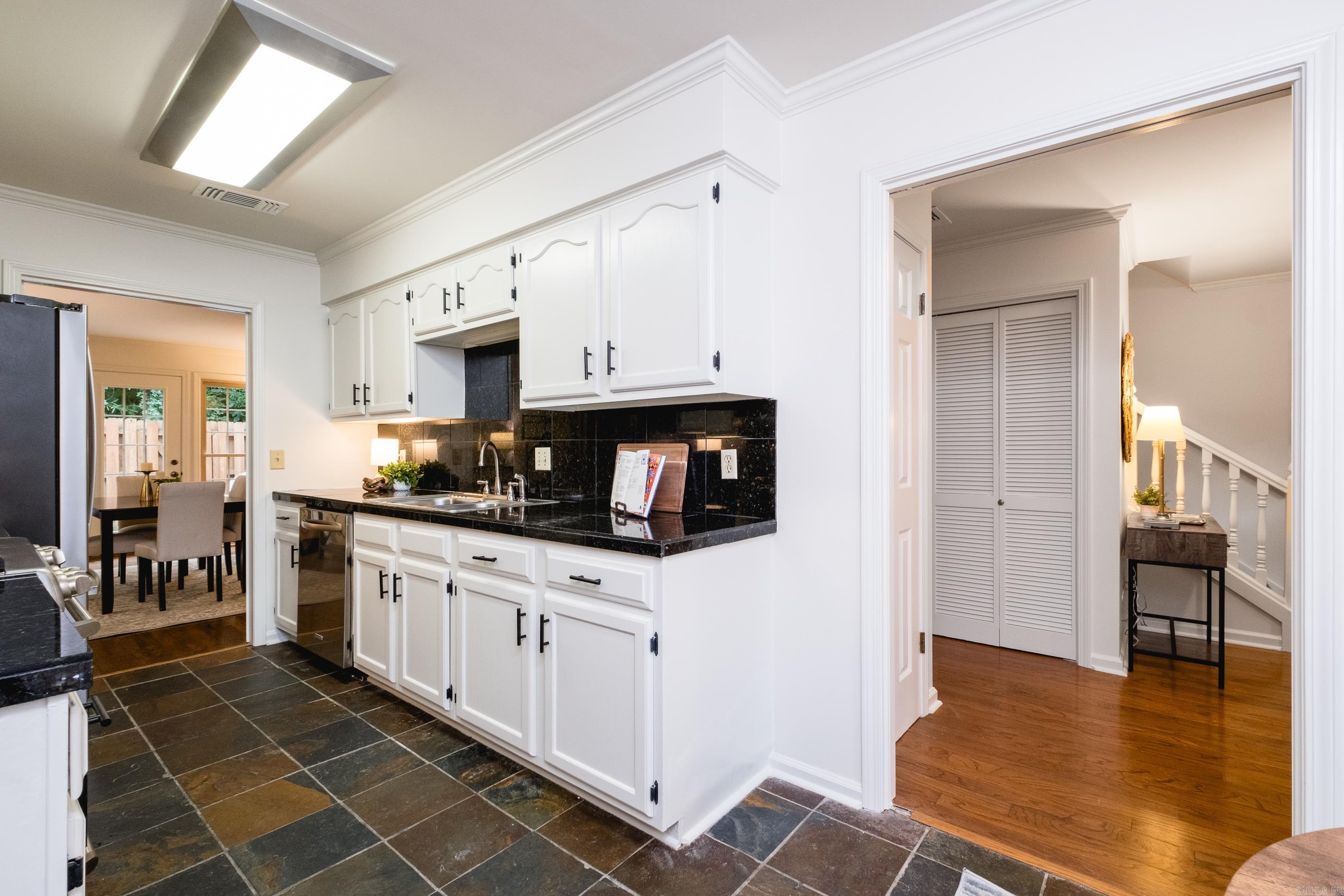 2200 Andover Court Unit: 1202