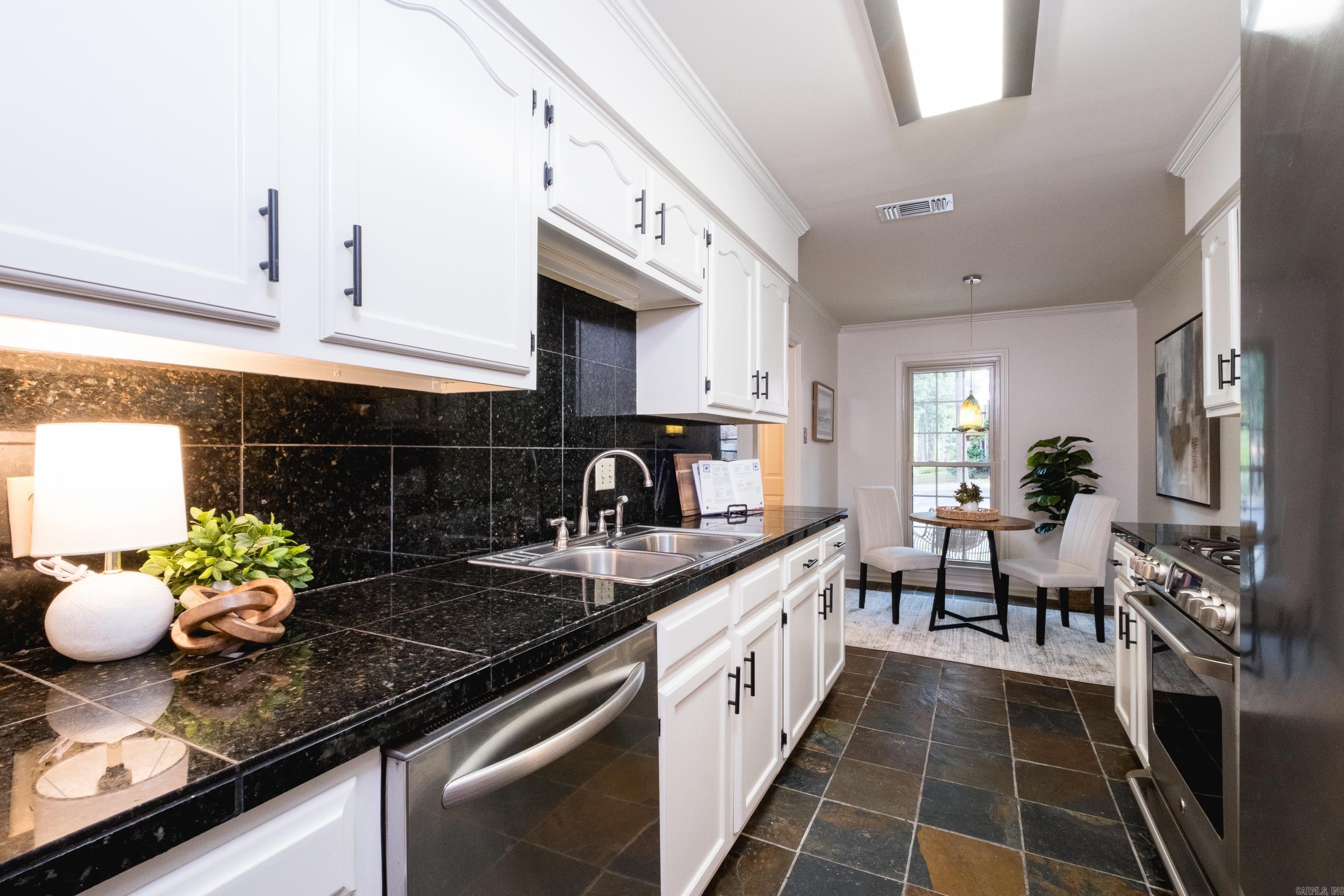 2200 Andover Court Unit: 1202