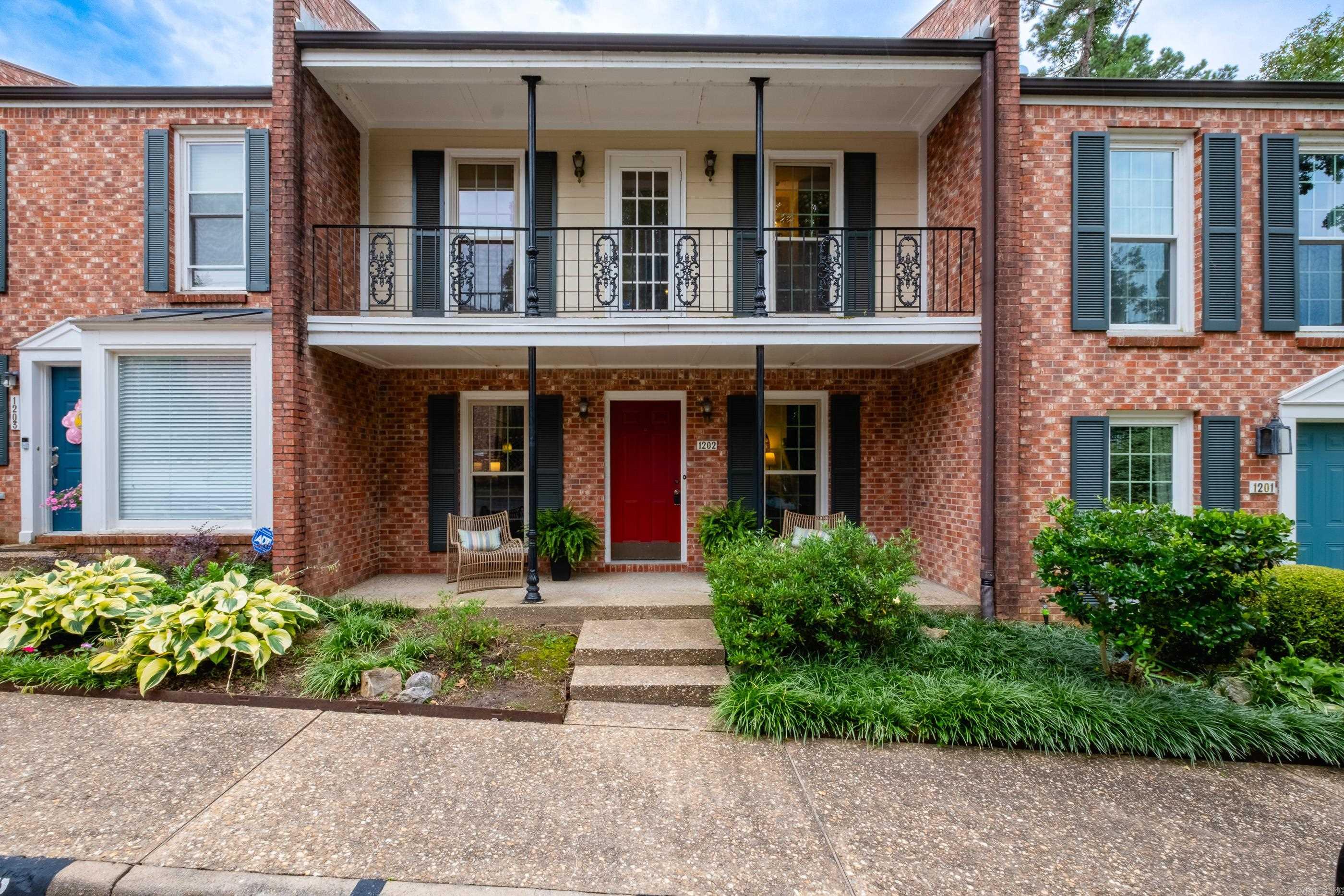 2200 Andover Court Unit: 1202