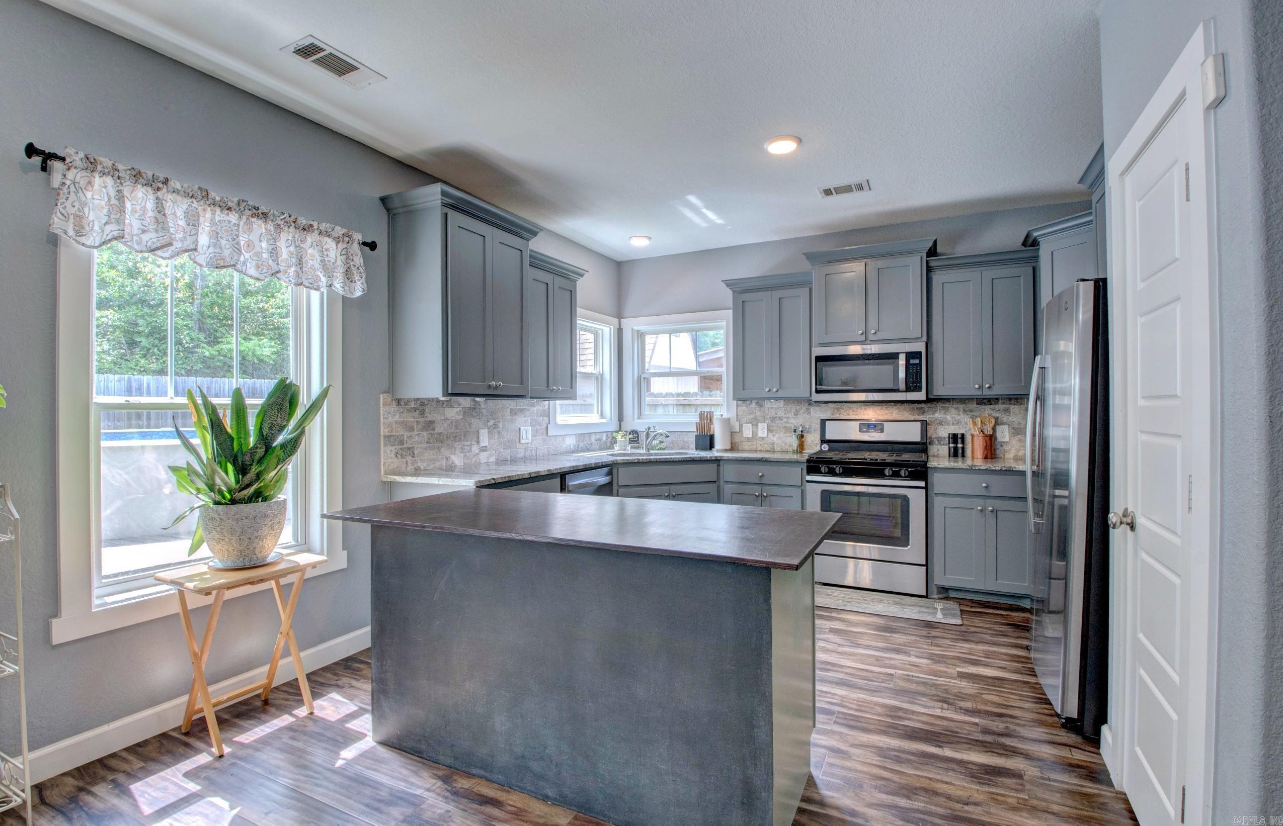 2917 Gillis Drive