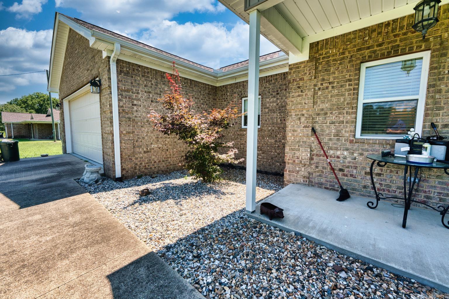 1306 Oakgrove Road