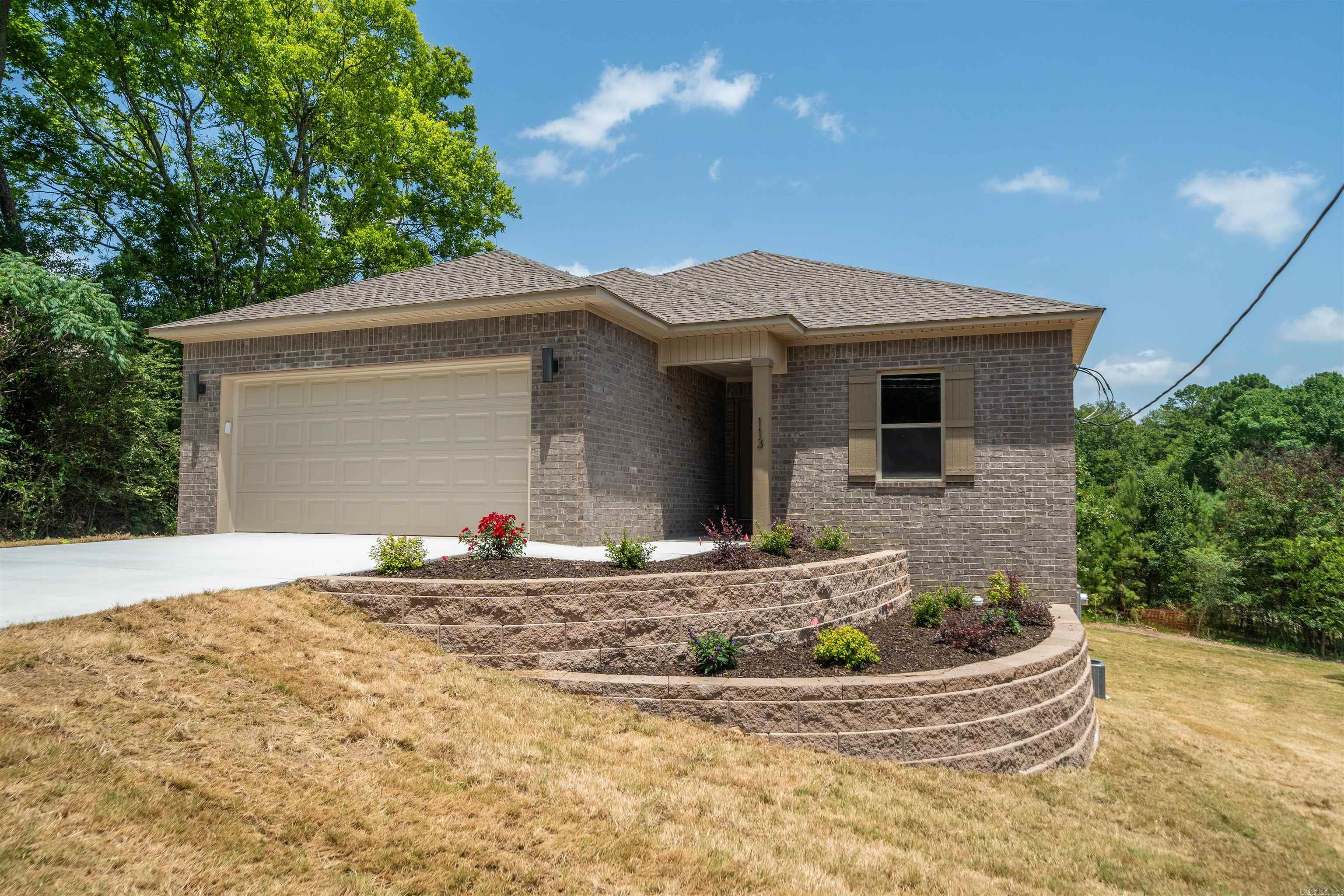 113 Rowland Trail