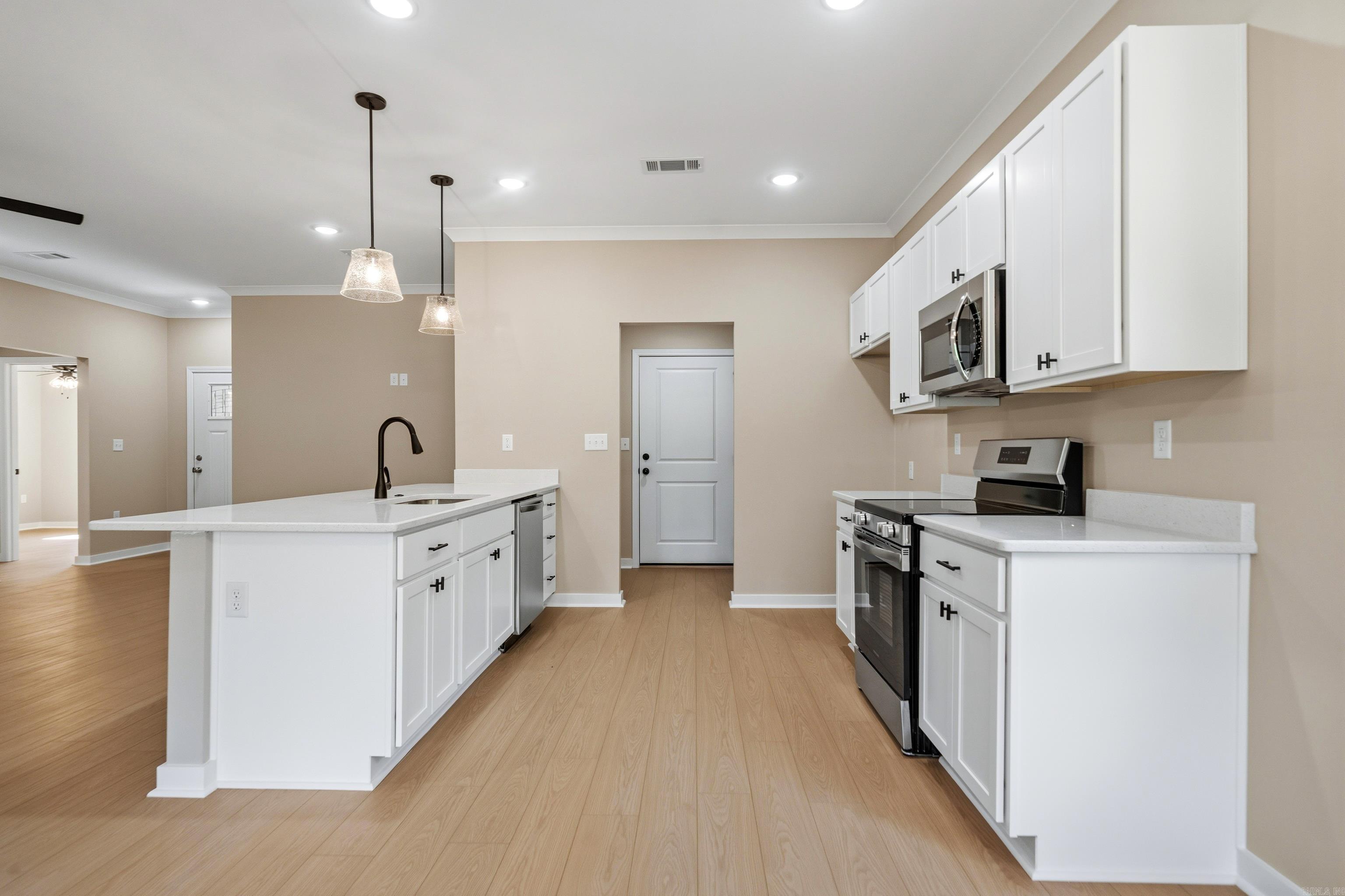 113 Rowland Trail