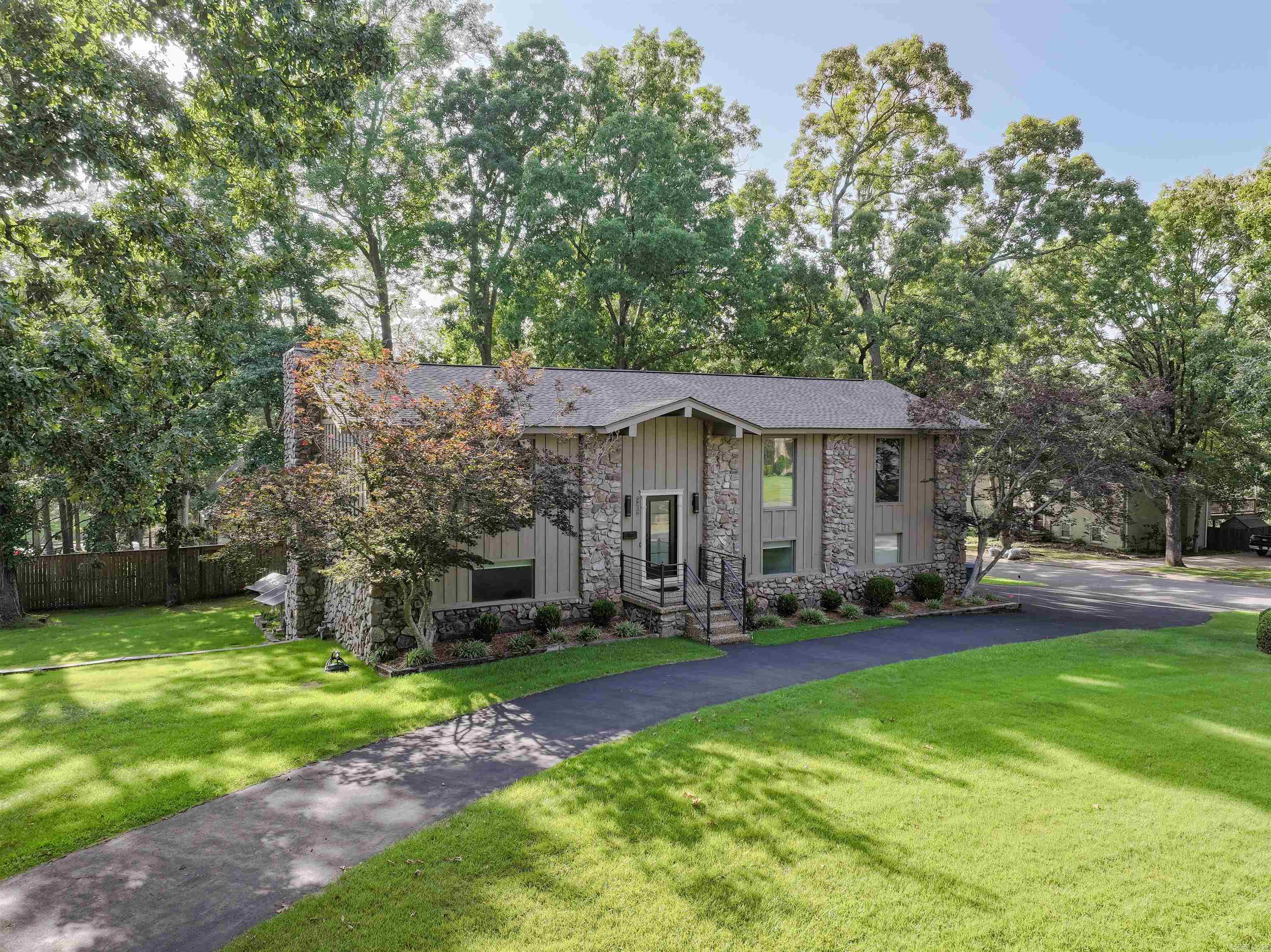3402 Shenandoah Valley Drive
