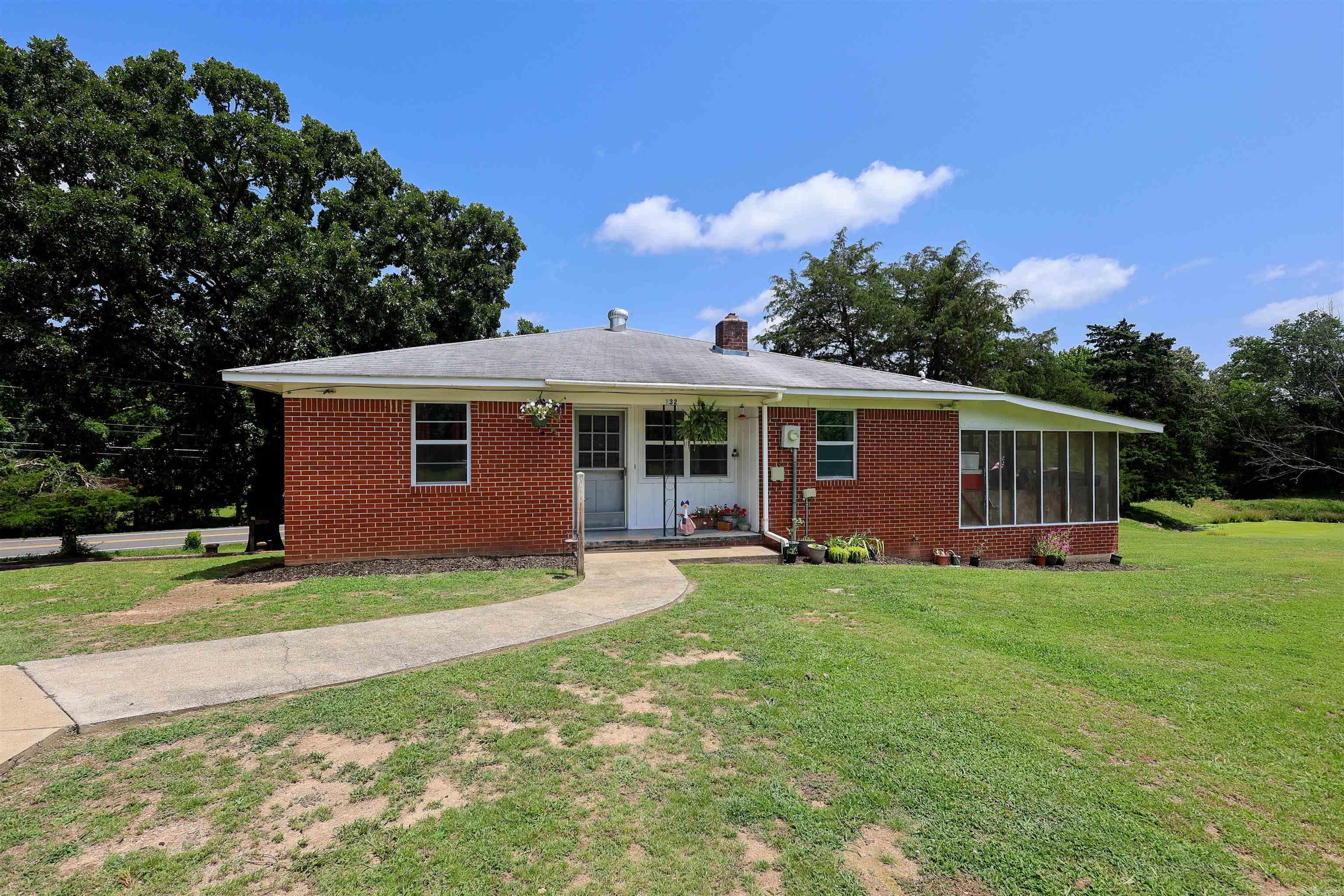 132 South Drive