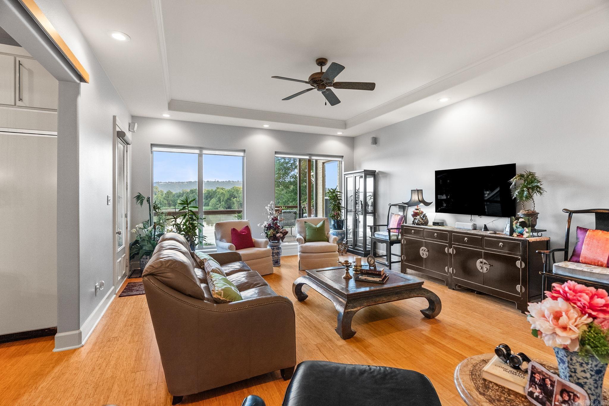 7 Crystal Mountain Cove
