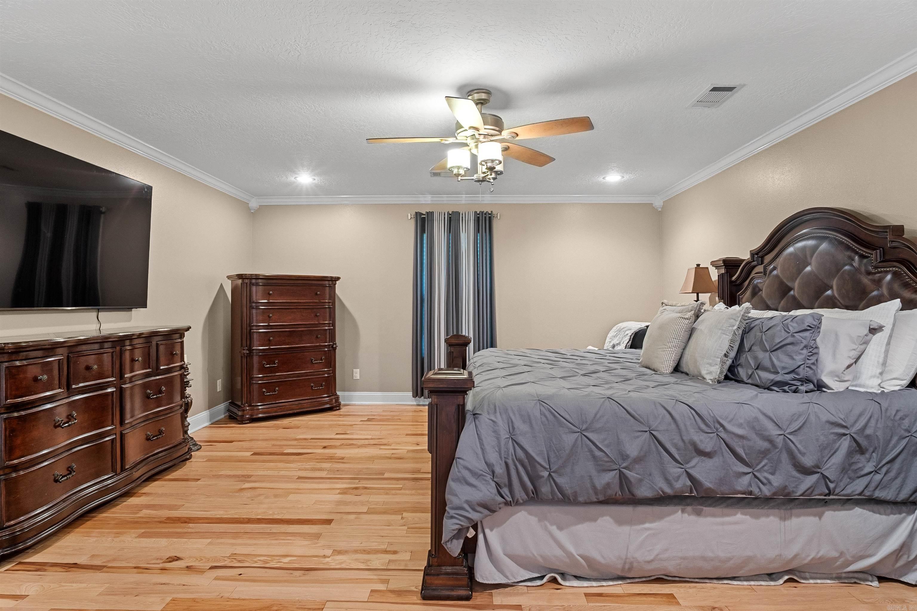 11 Royal Cir