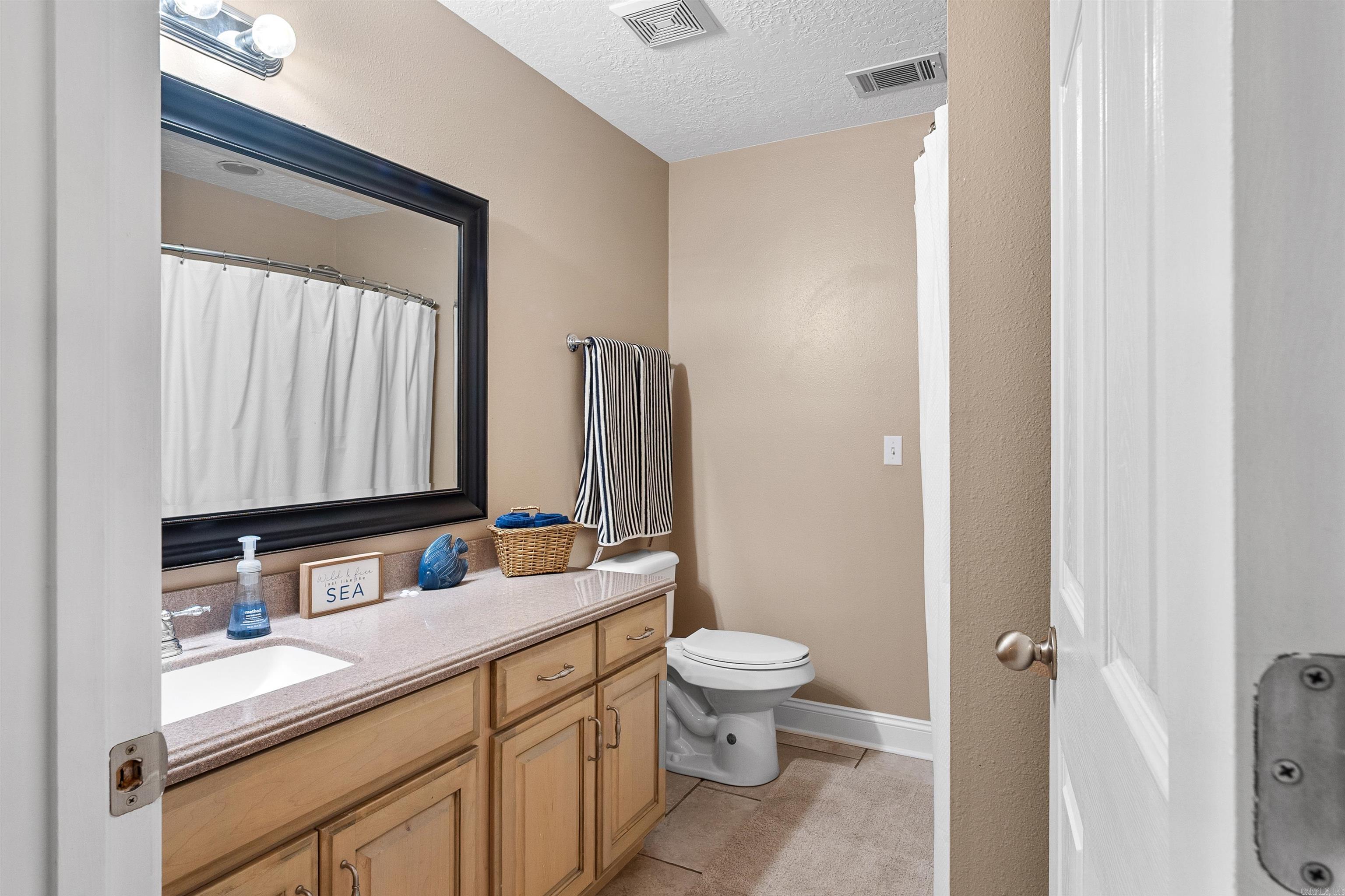 11 Royal Cir