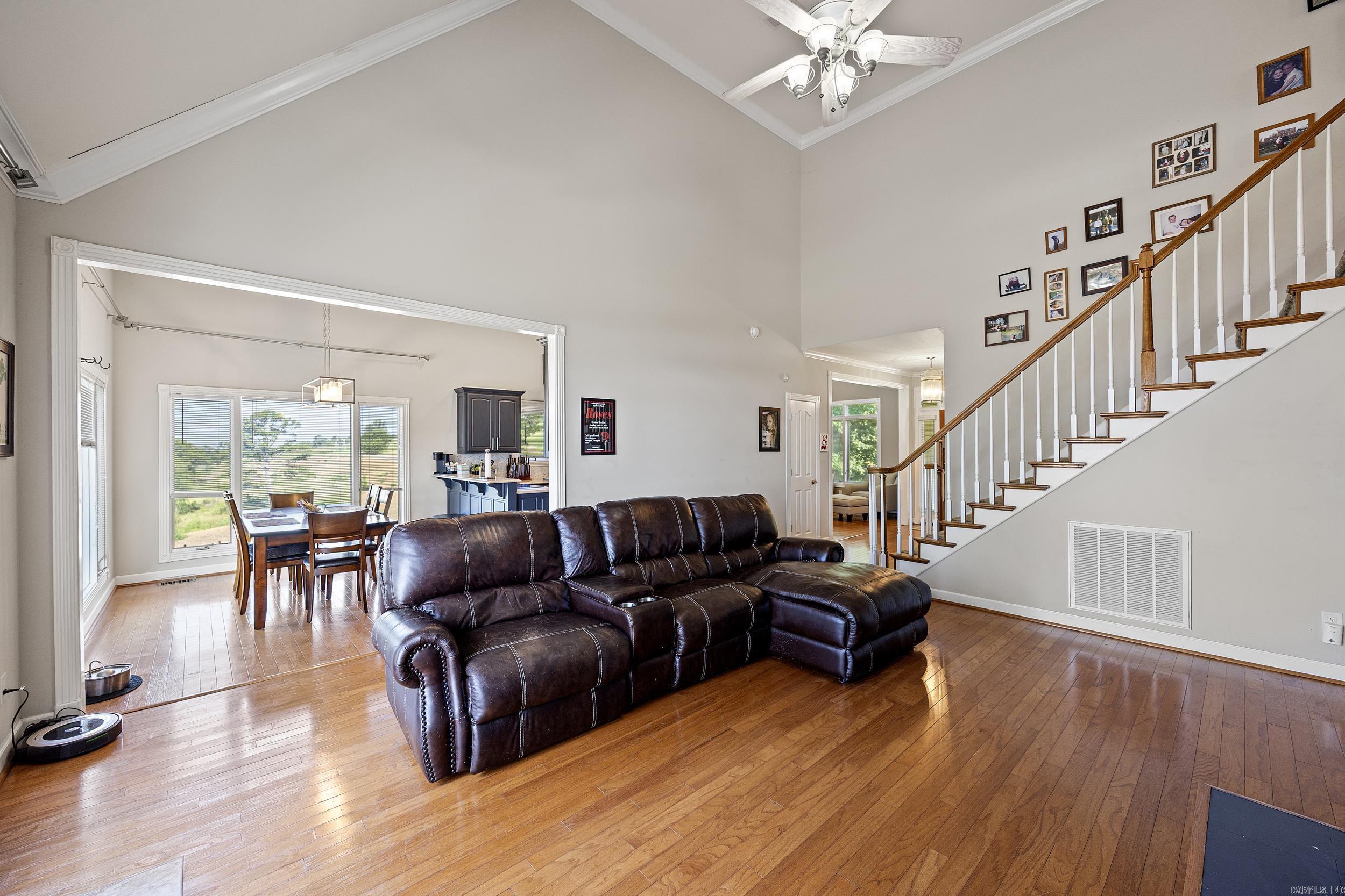 49 Castle Rock Dr