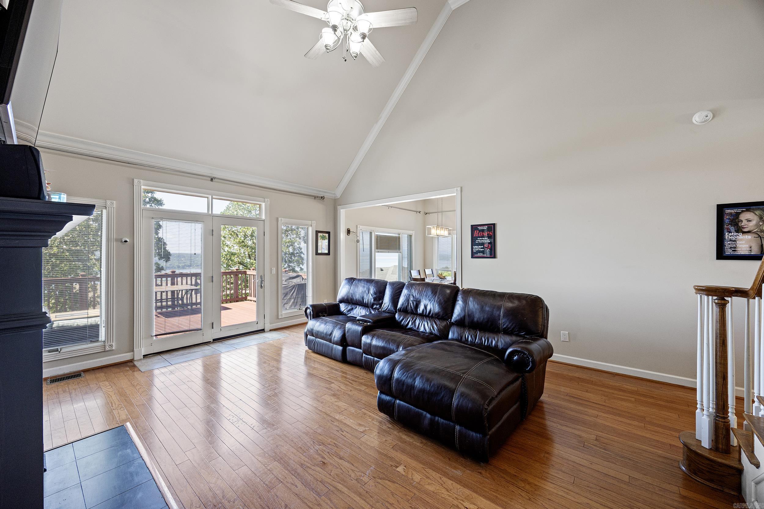 49 Castle Rock Dr