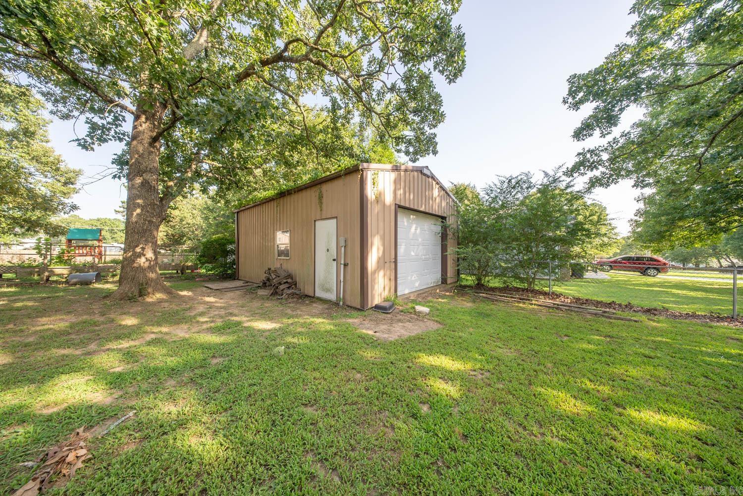 4 Amanda Drive