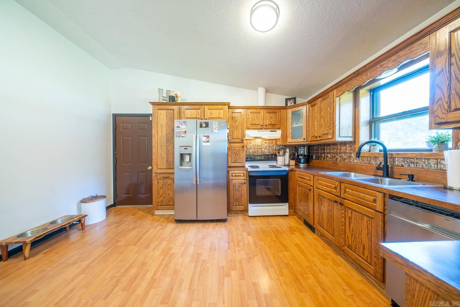 4 Amanda Drive