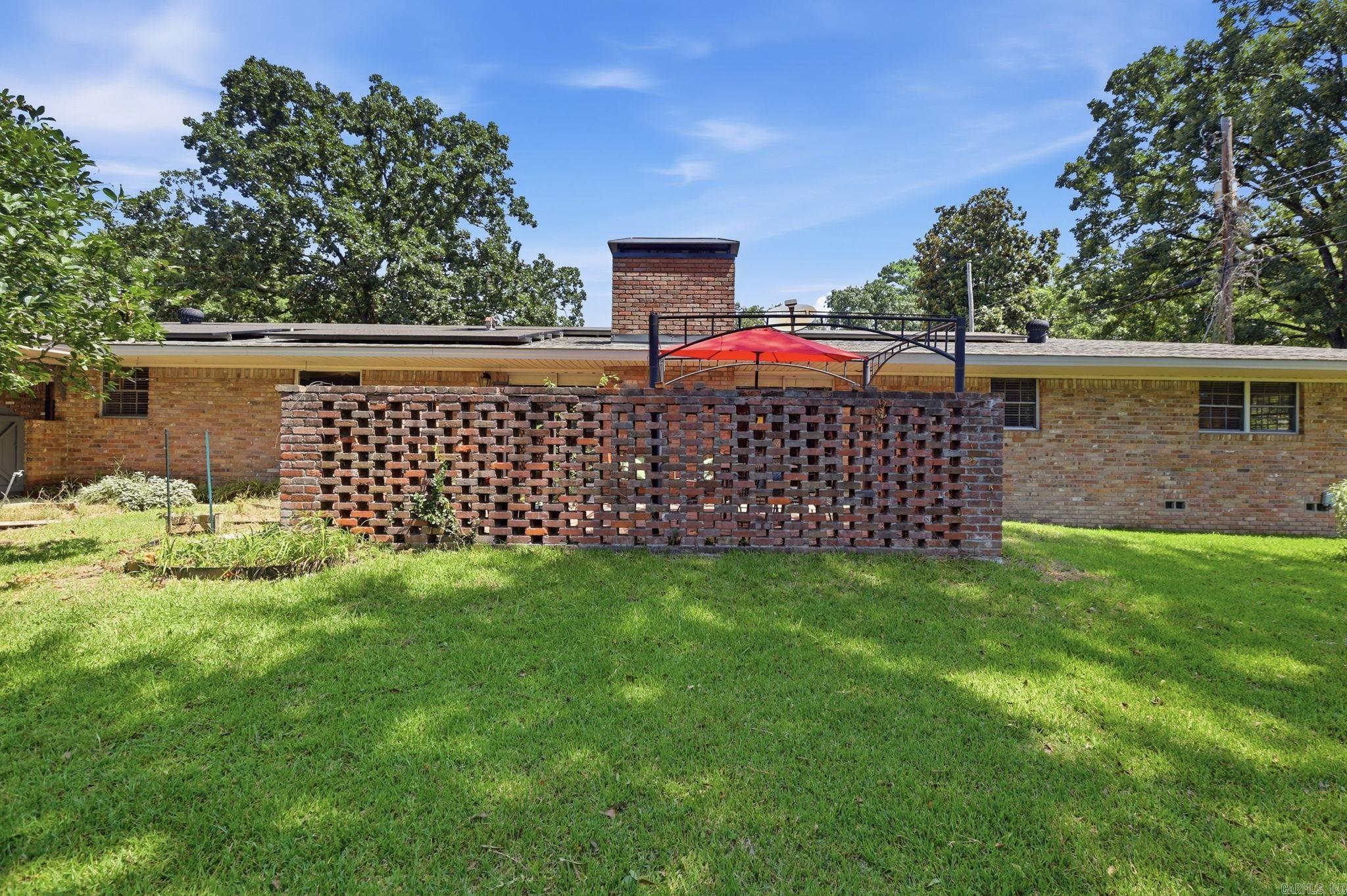 7309 Woodside Lane