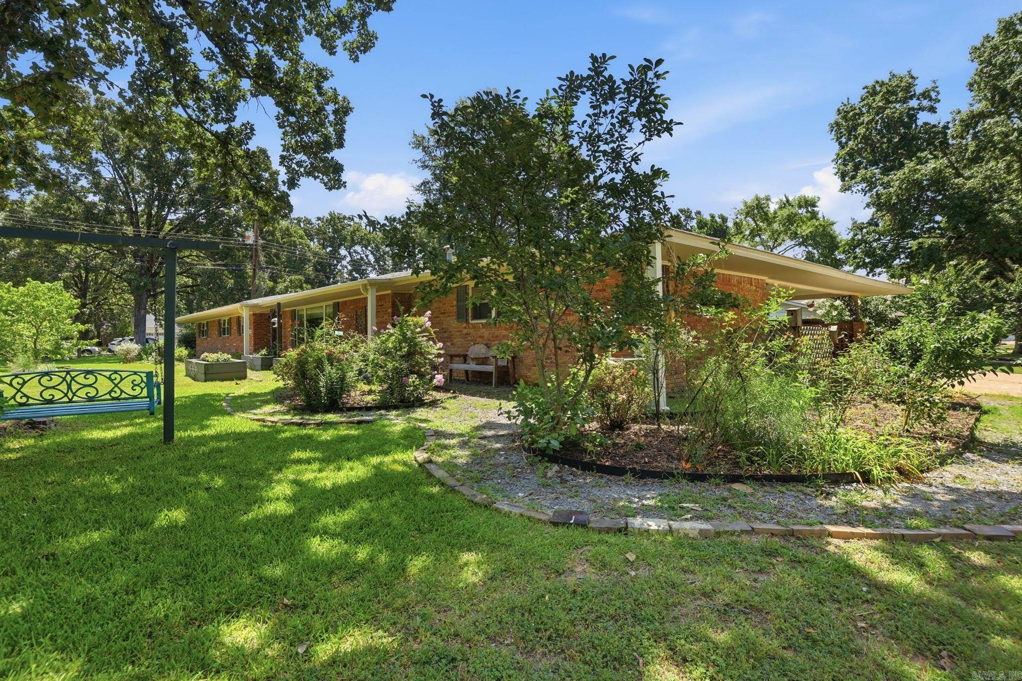7309 Woodside Lane