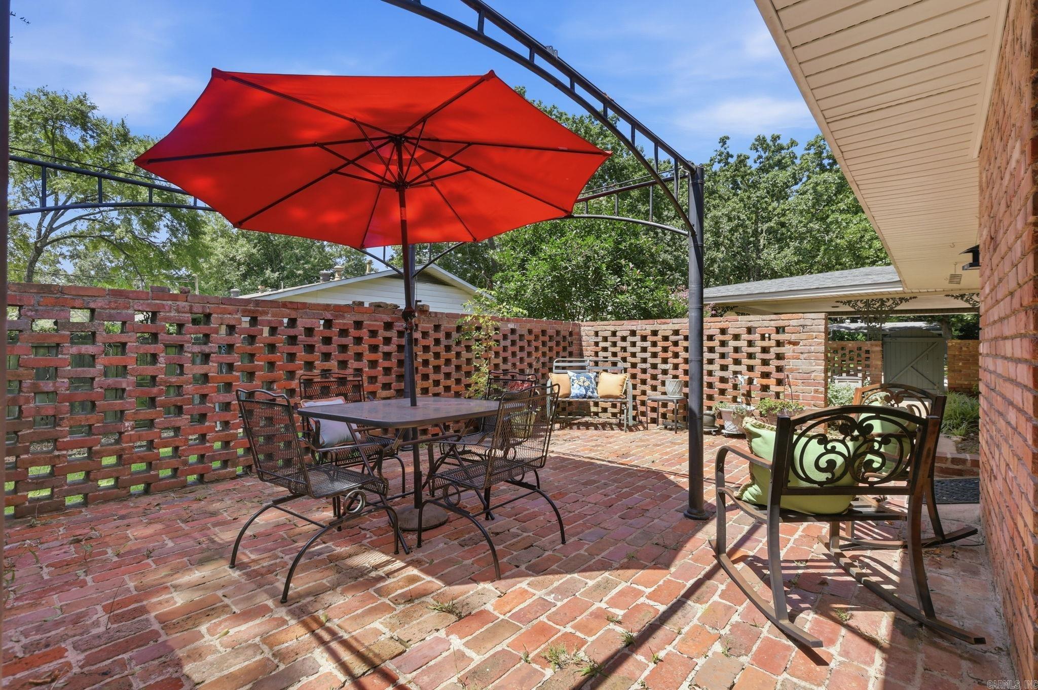 7309 Woodside Lane