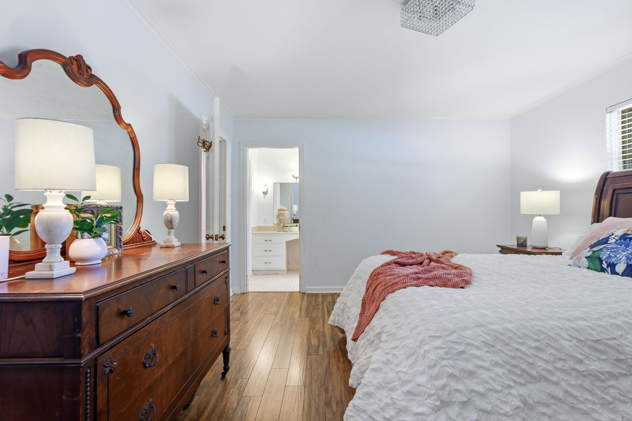 7309 Woodside Lane