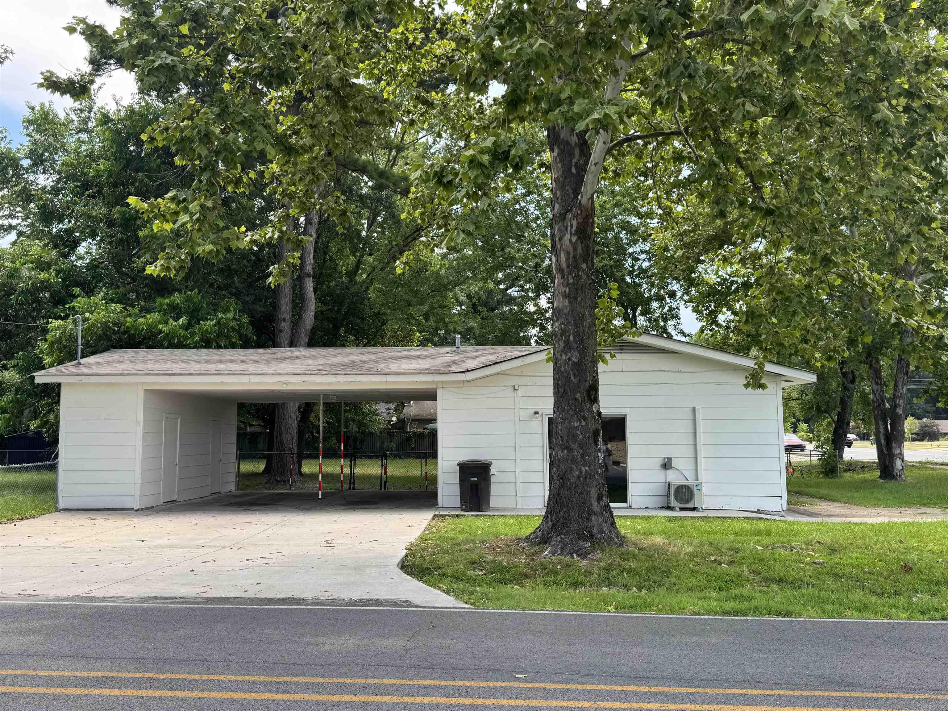 1521 Graham Road