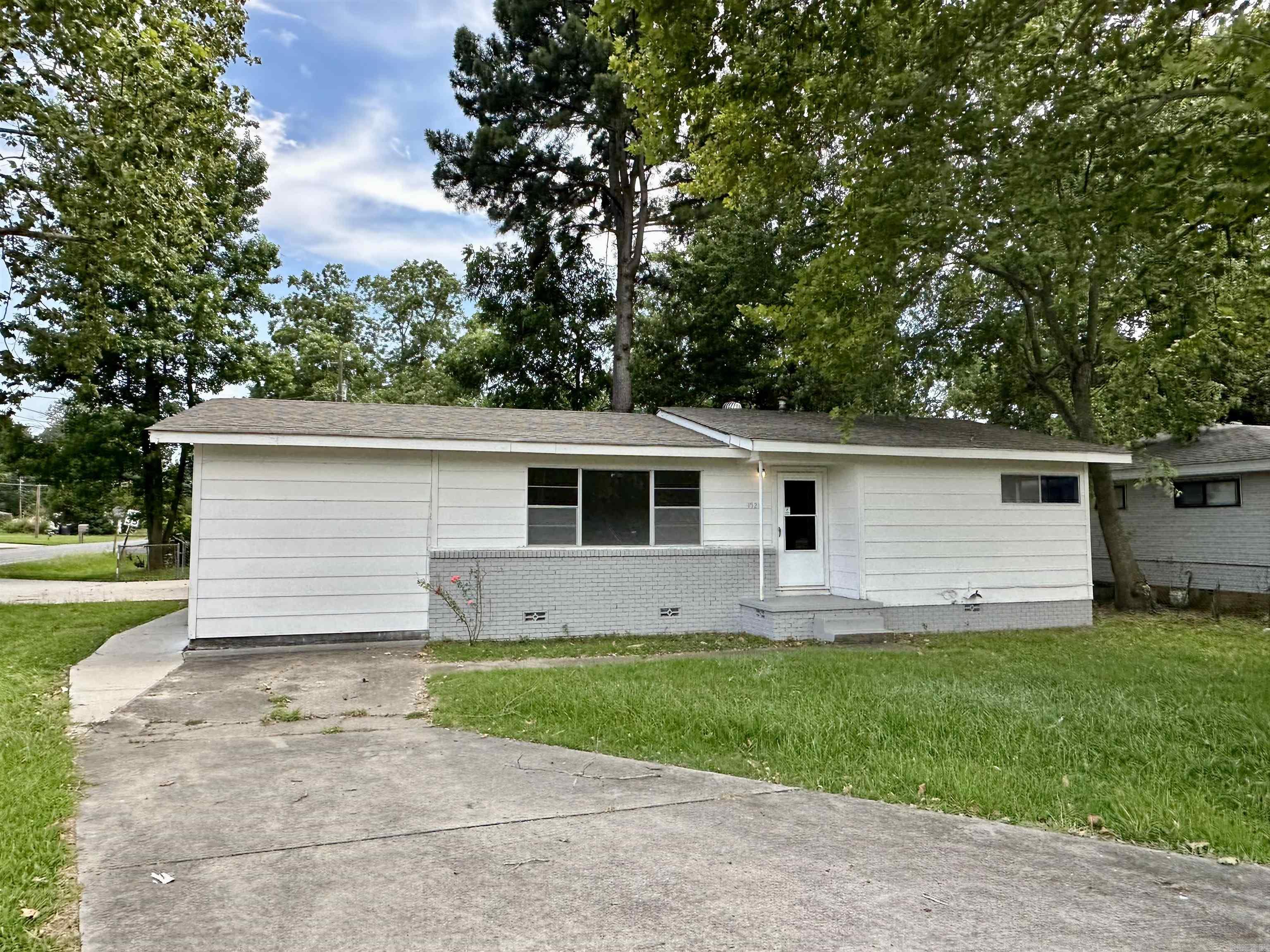 1521 Graham Road