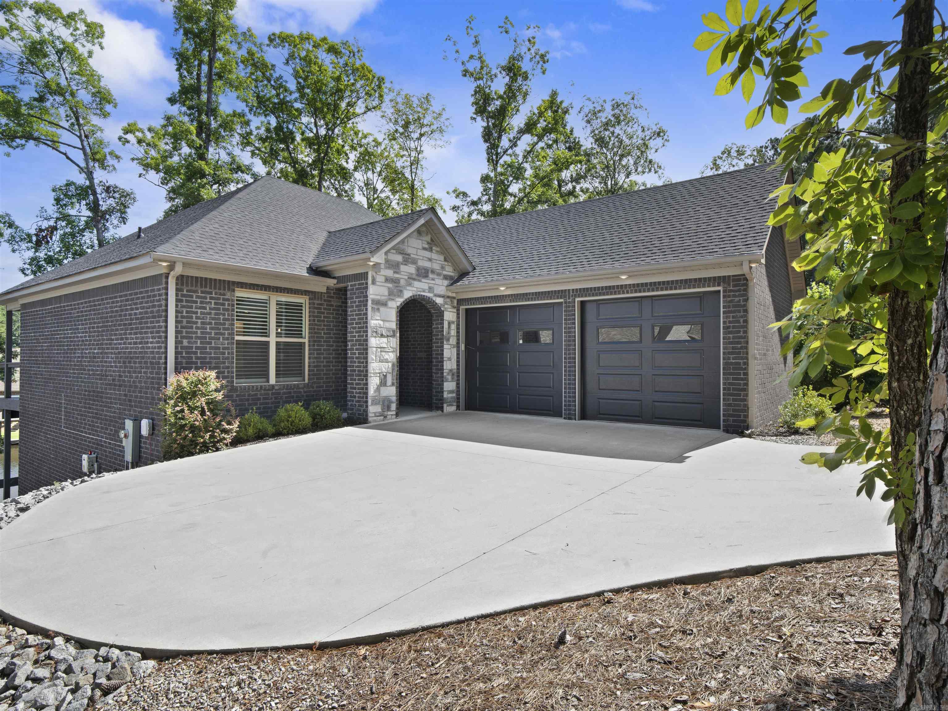 48 Panorama Dr.