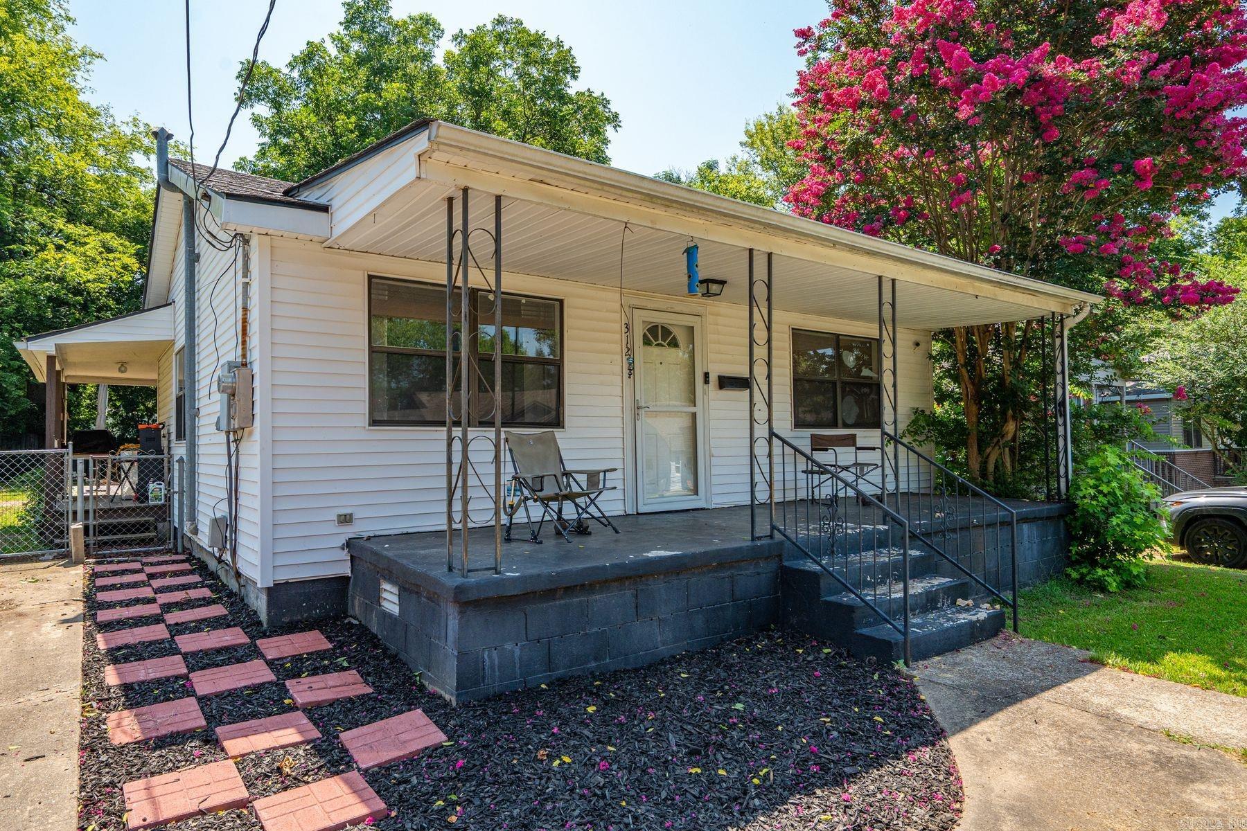 312 Gardner Street