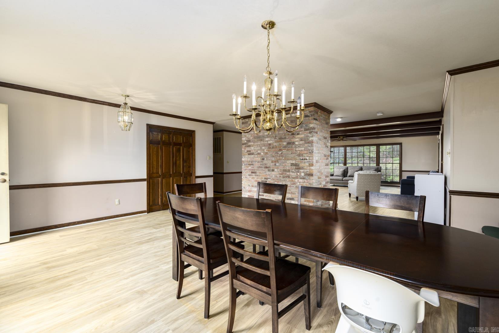 28 Cascades Dr