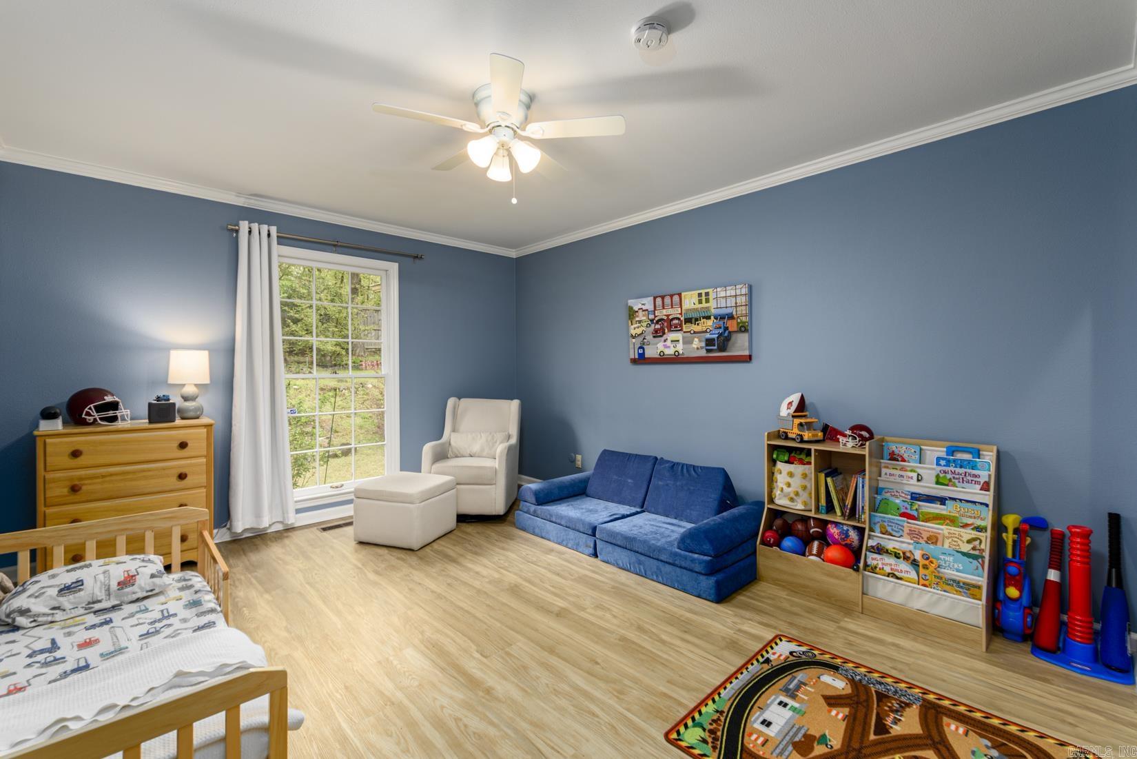 28 Cascades Dr