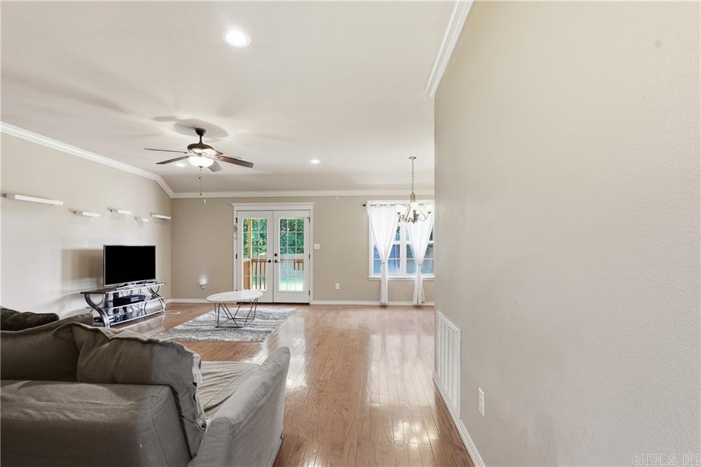 3958 Hemlock