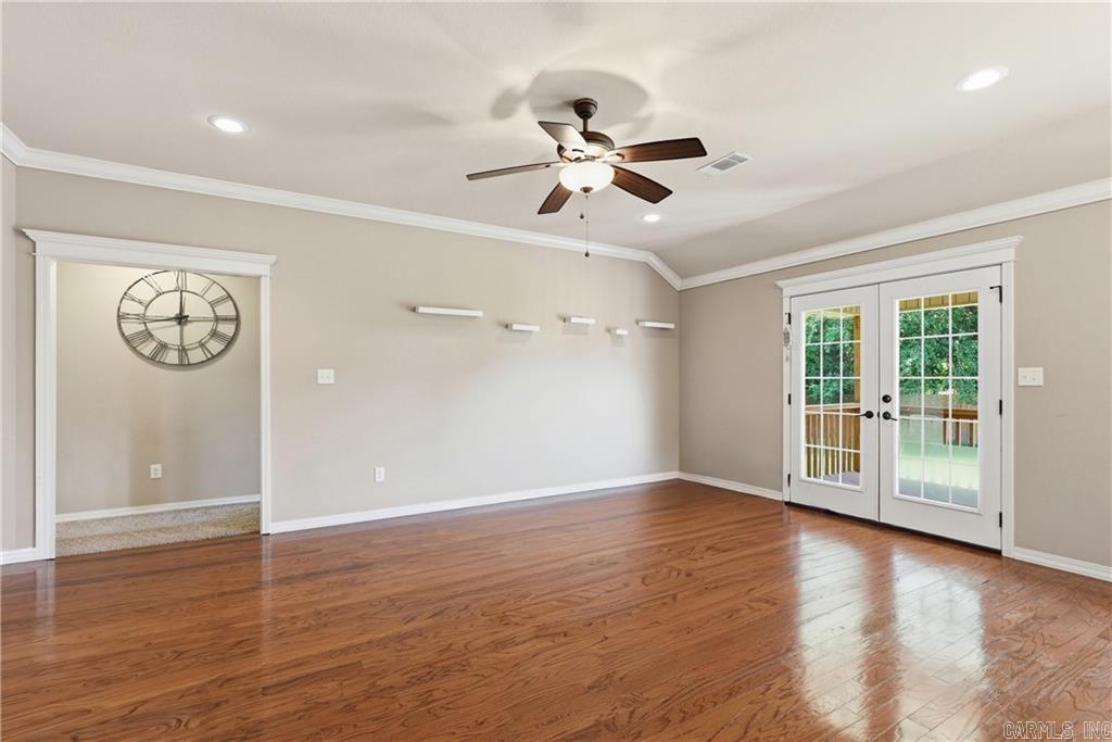 3958 Hemlock