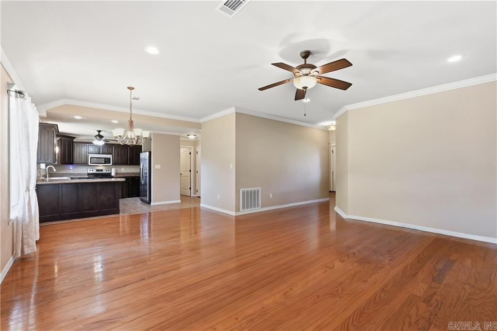 3958 Hemlock