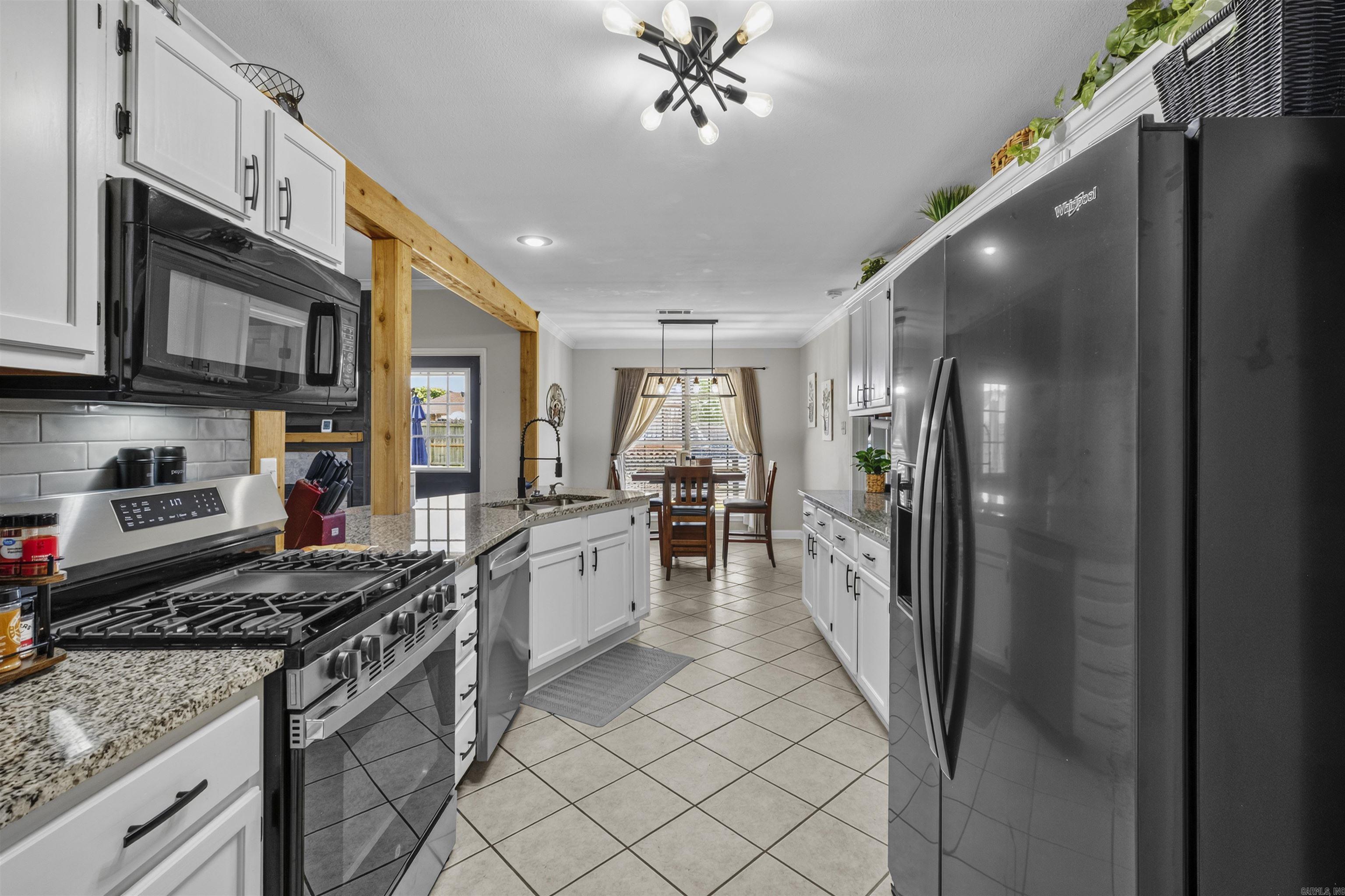 2375 Morning Glory Lane