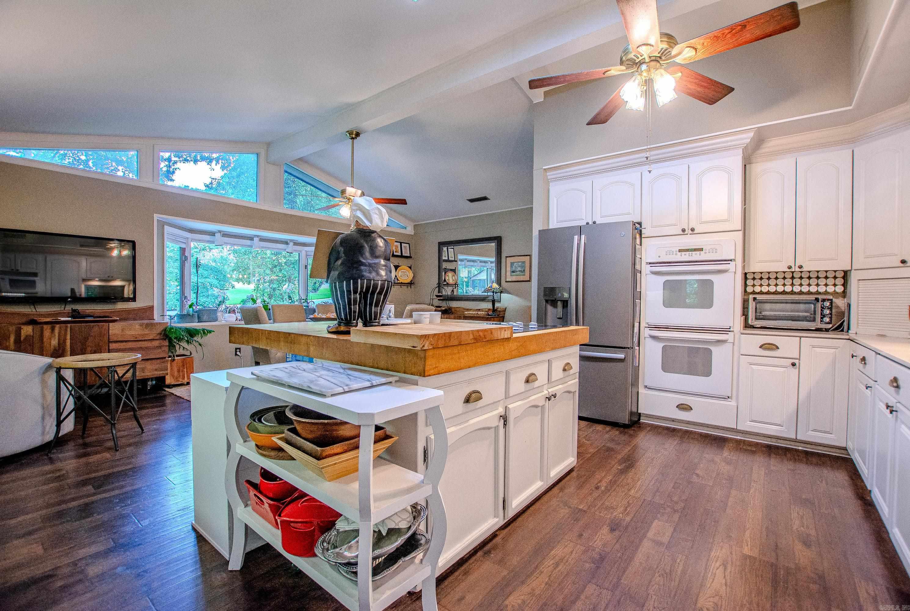 1620 Brookview