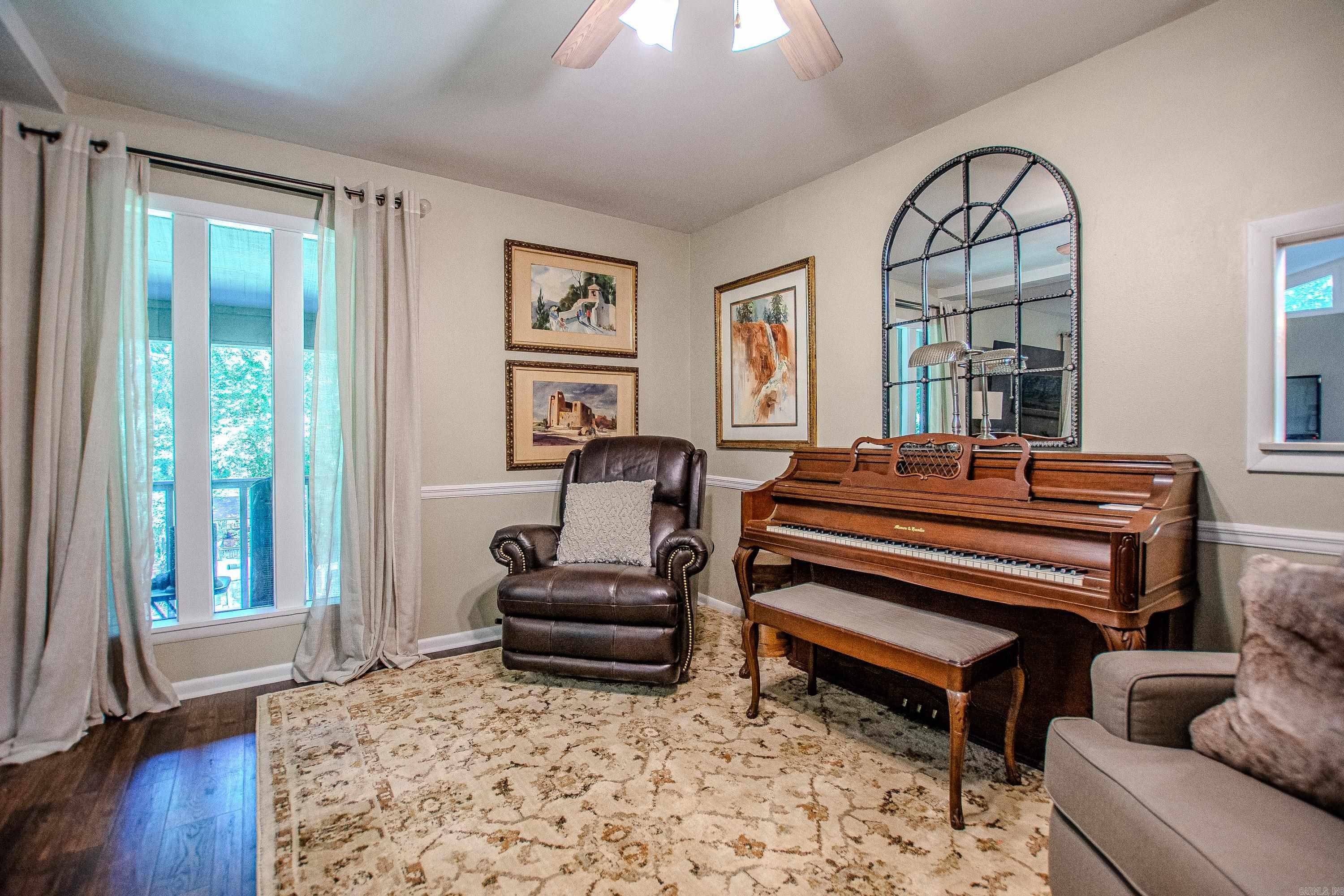 1620 Brookview