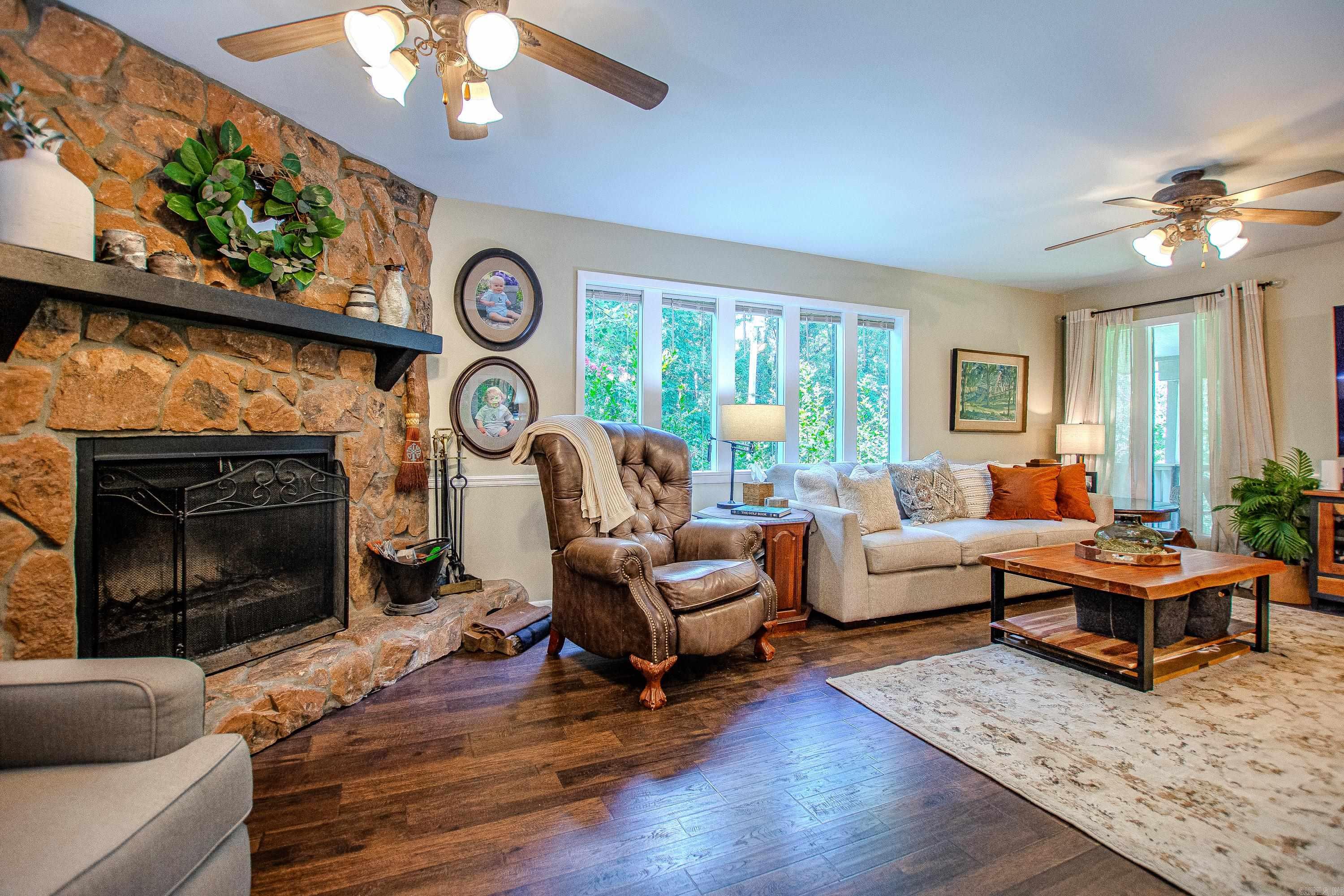 1620 Brookview