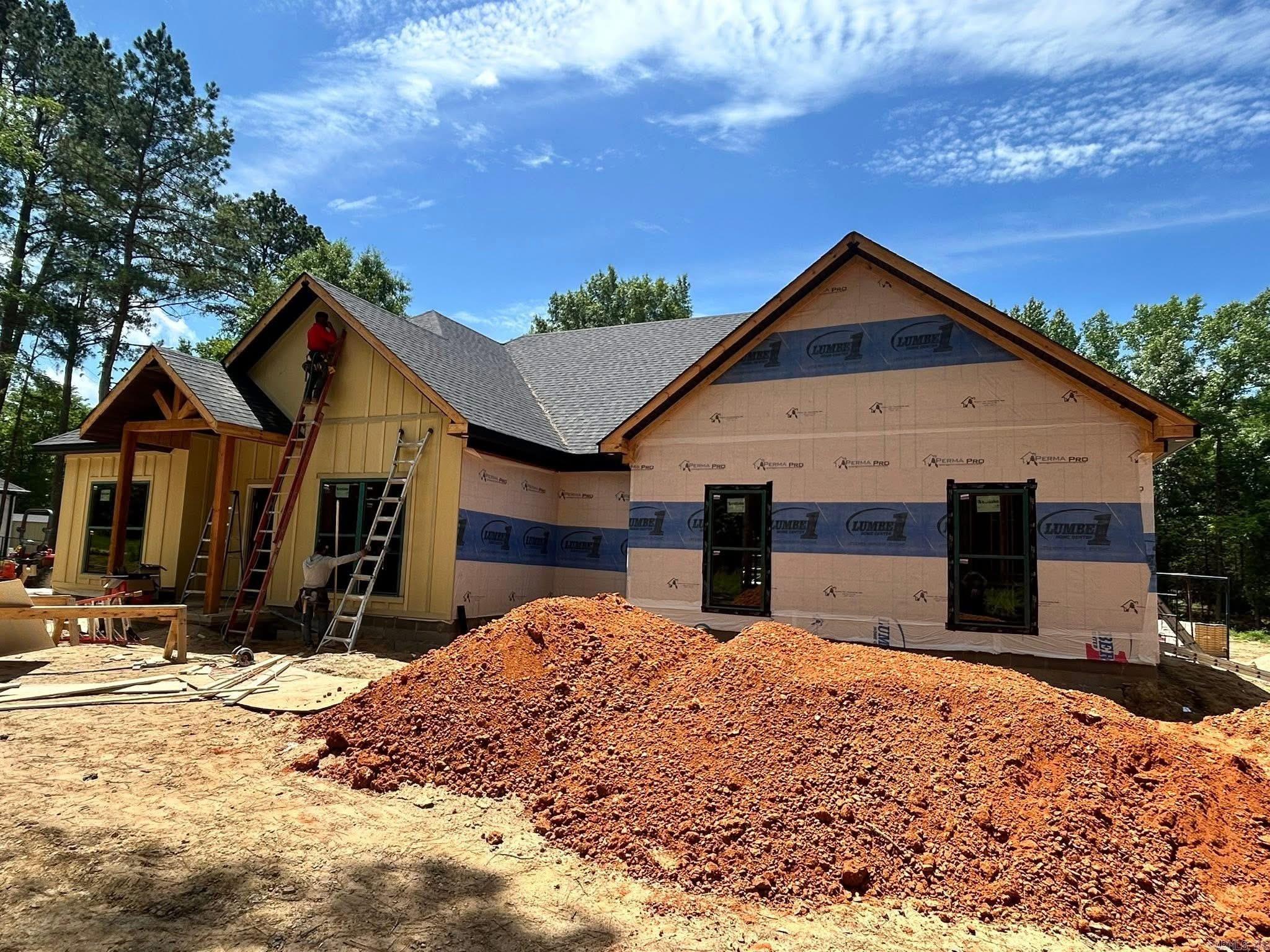 28 Hardin Lane