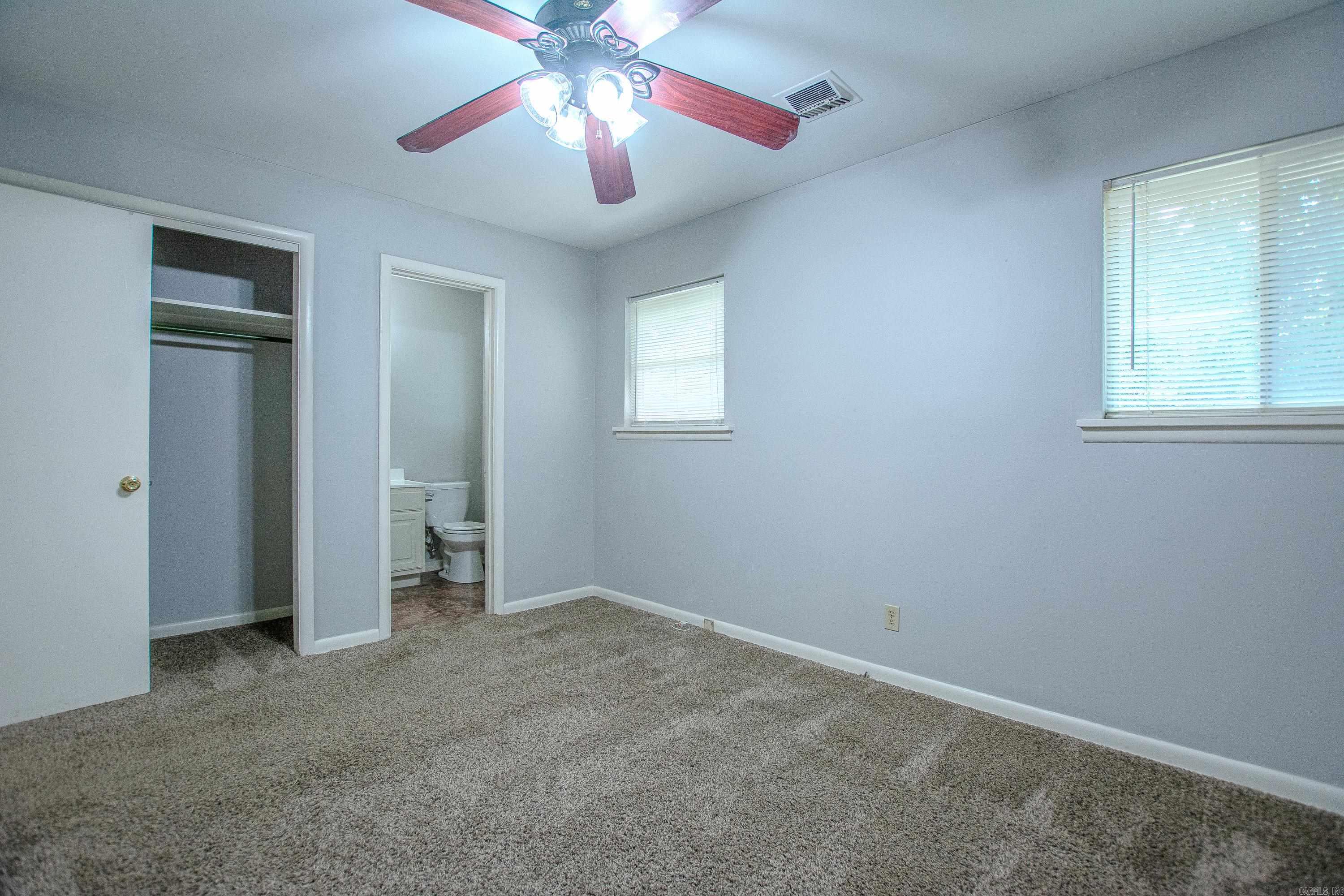 4930 Oaklawn Dr.